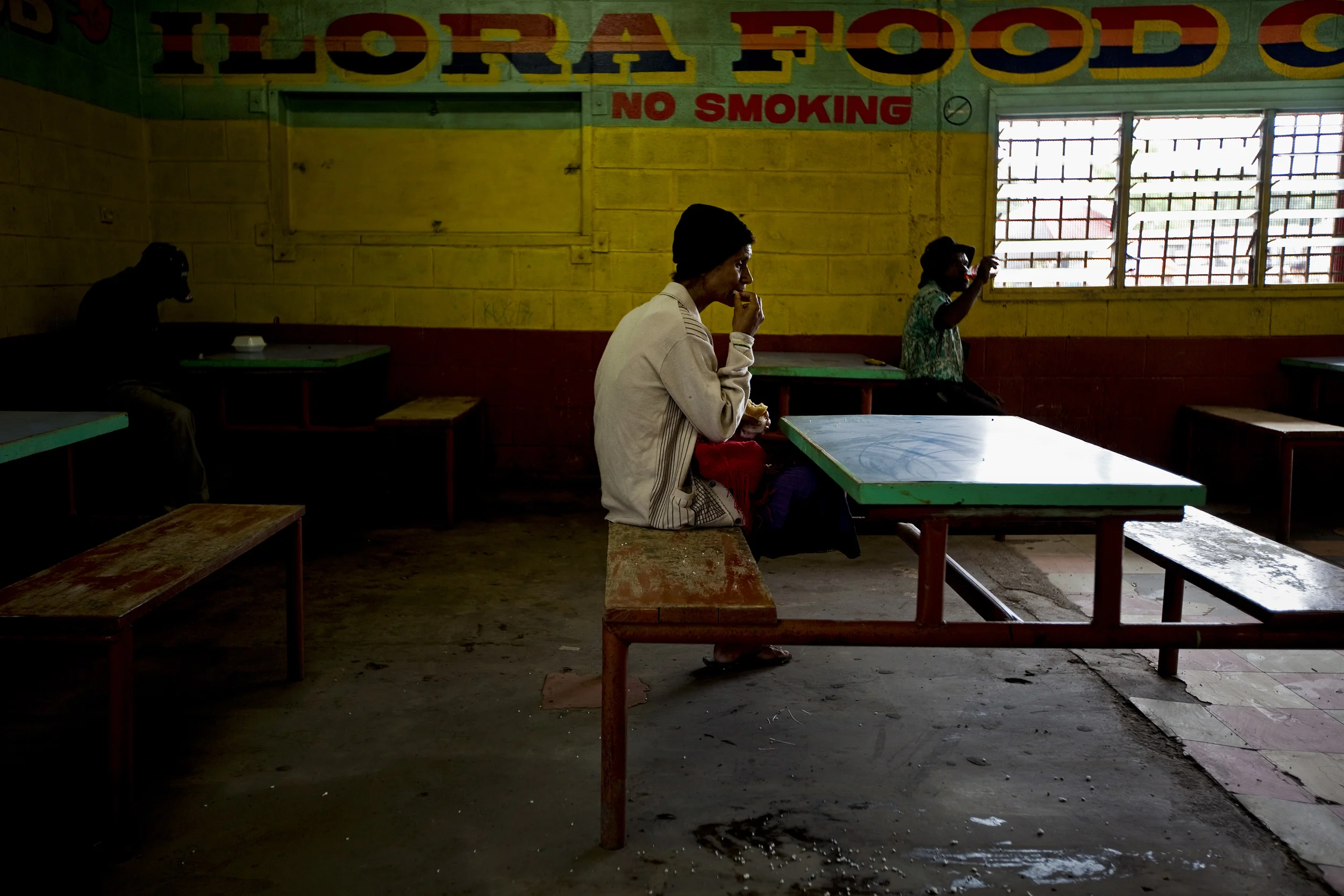 PORT MORSEBY, PAPUA NEW GUINEA-DECEMBER 2008: Scenes around Port Morseby, the capital city of Papua New Guinea, 25 December 2008. (Photo by Brent Stirton/Reportage by Getty Images.)