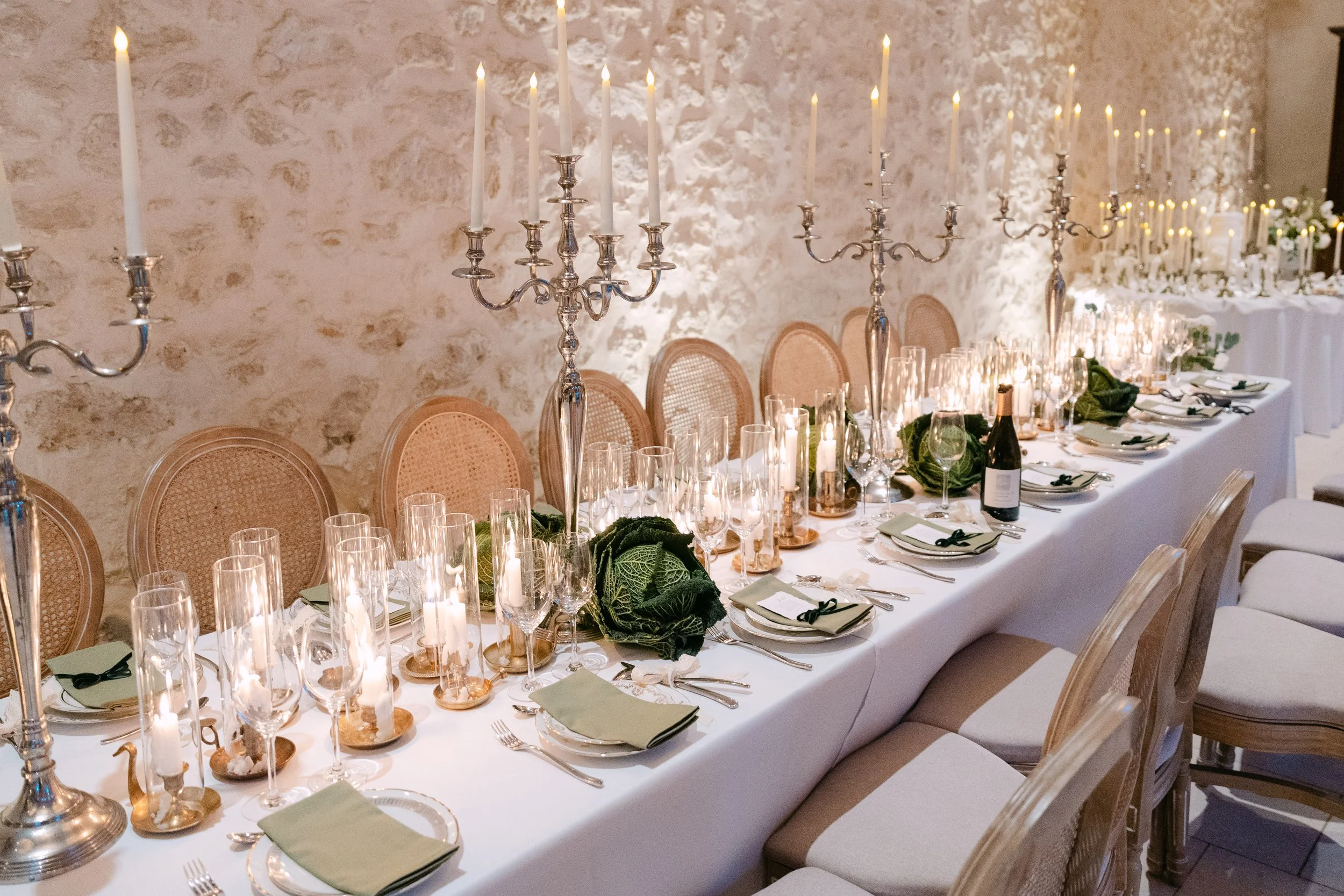 Mariage d'hiver @domainedeperrotin, photo @lucillevias_weddings