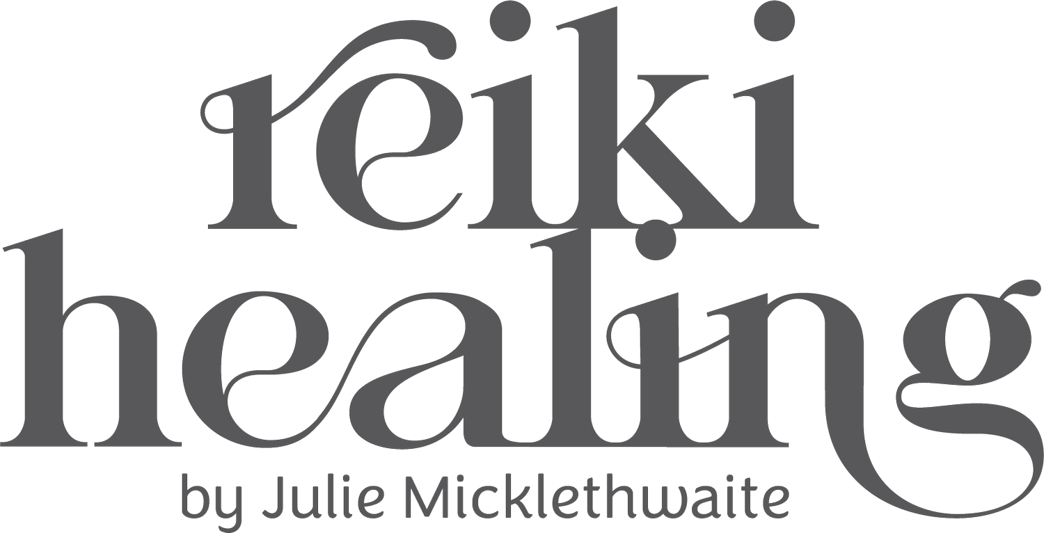 Reiki Healing By Julie Micklethwaite