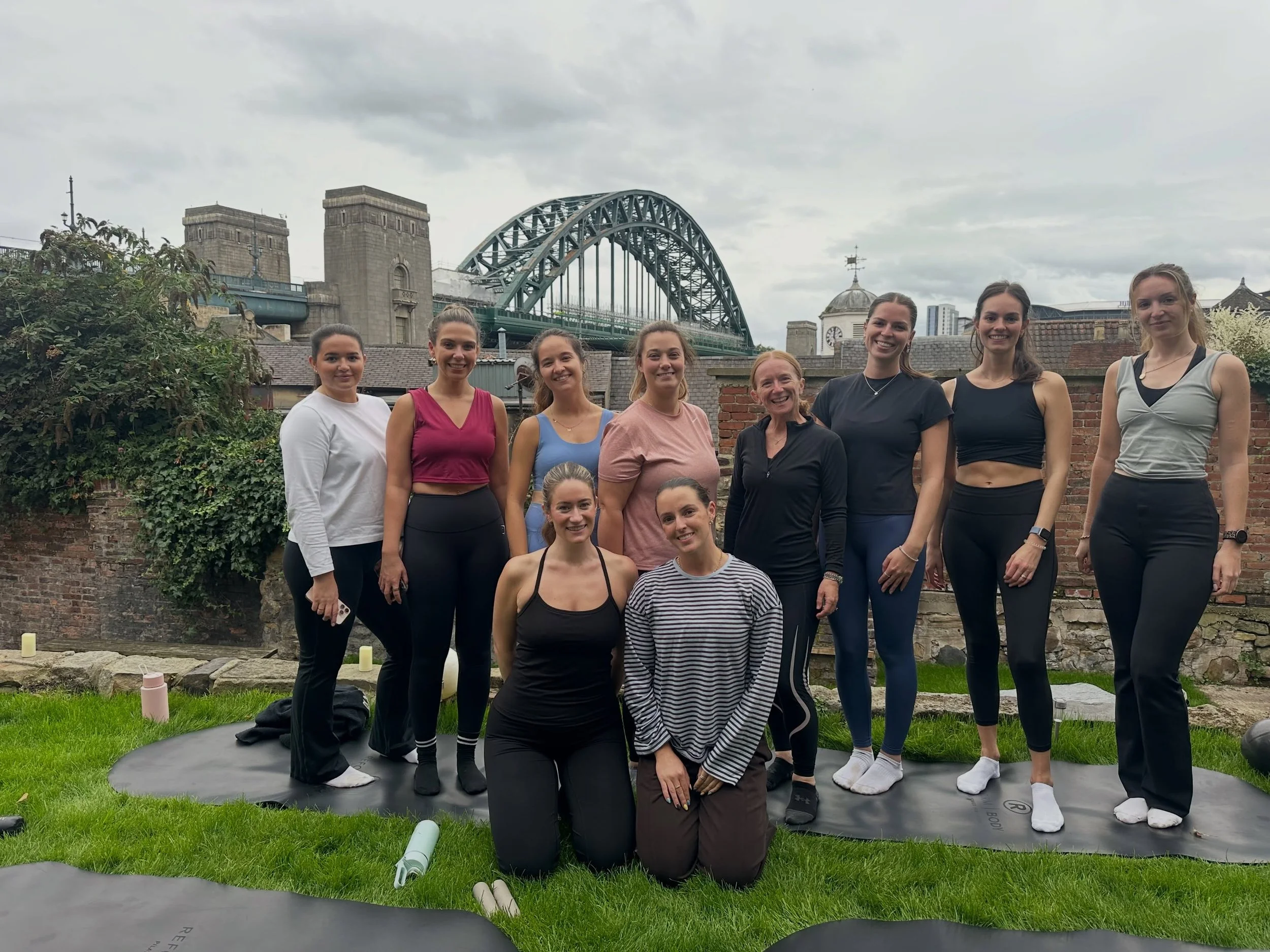 MINCOFF x REFORM | Summer Socials 🌿

Last night we welcomed Mincoff and their guests into the Reform garden for an evening of movement, networking and connection.

14 women from businesses and sectors across the region came together for a private Pi