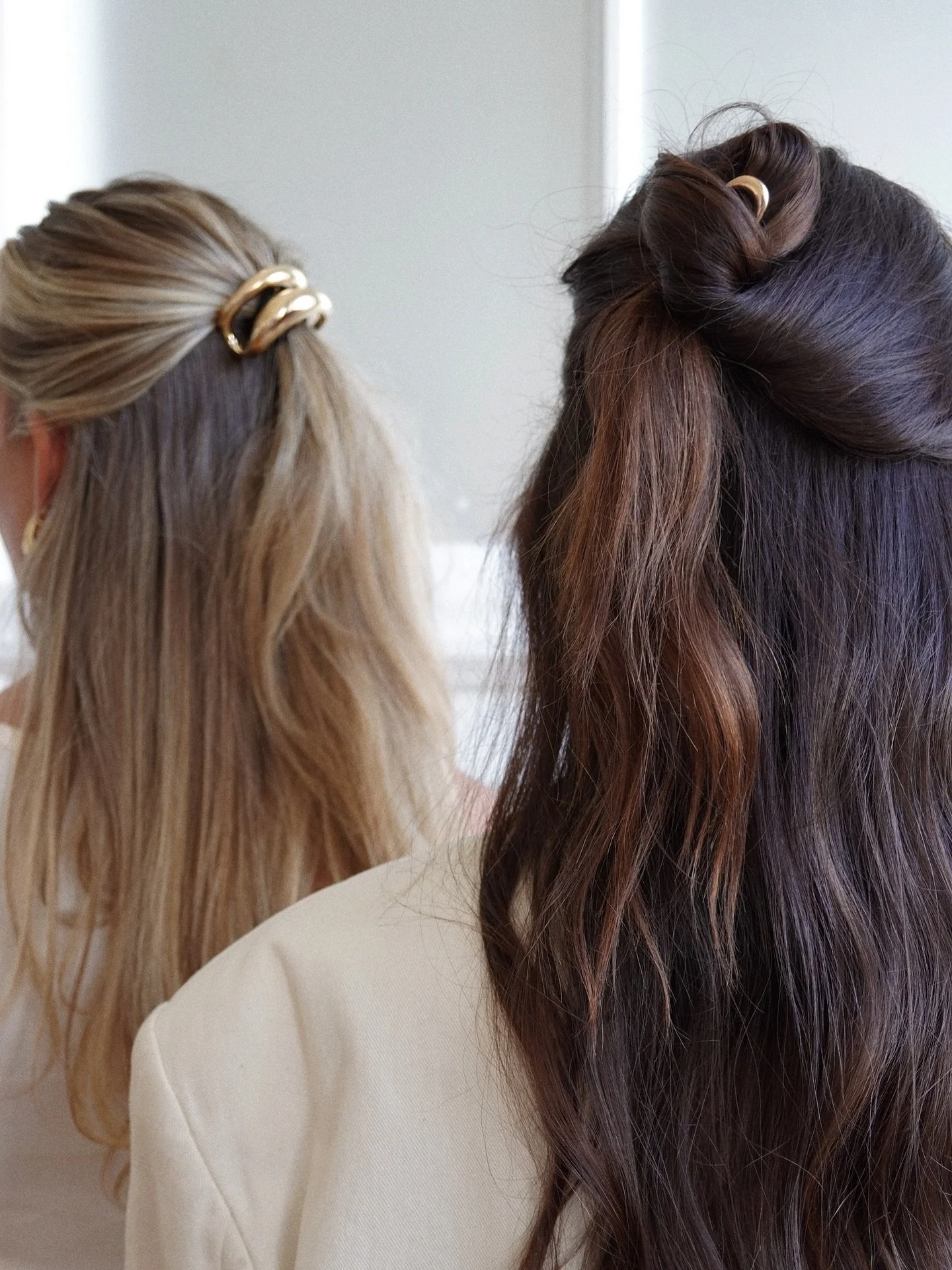 blonde &amp; brunette : the ultimate power duo ✨