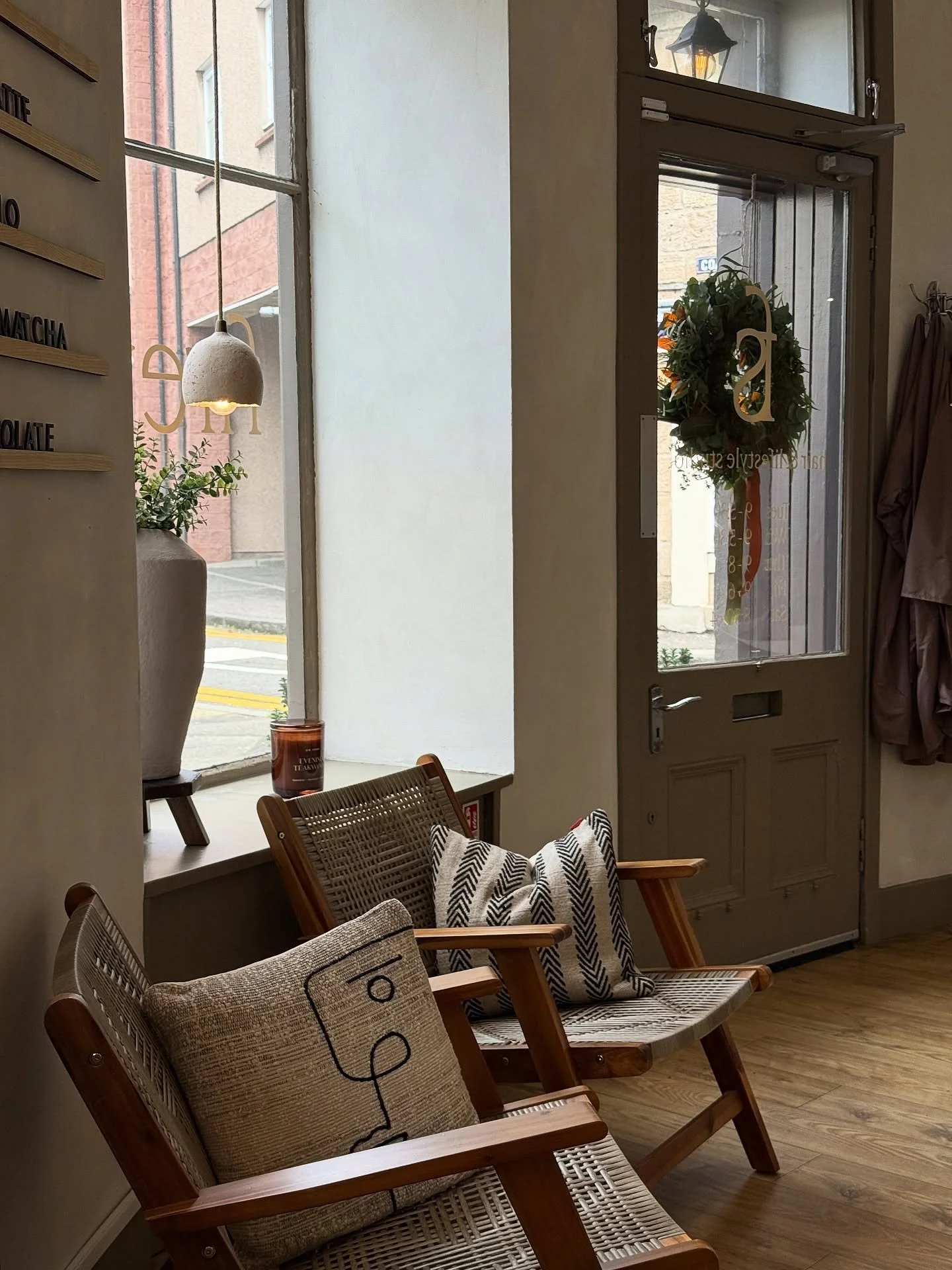 Rainy, dark mornings call for a little self-care. ☔️🌧️

There&rsquo;s no better place to spend your Tuesday than in our beautiful space at @firenze_hairstudio.