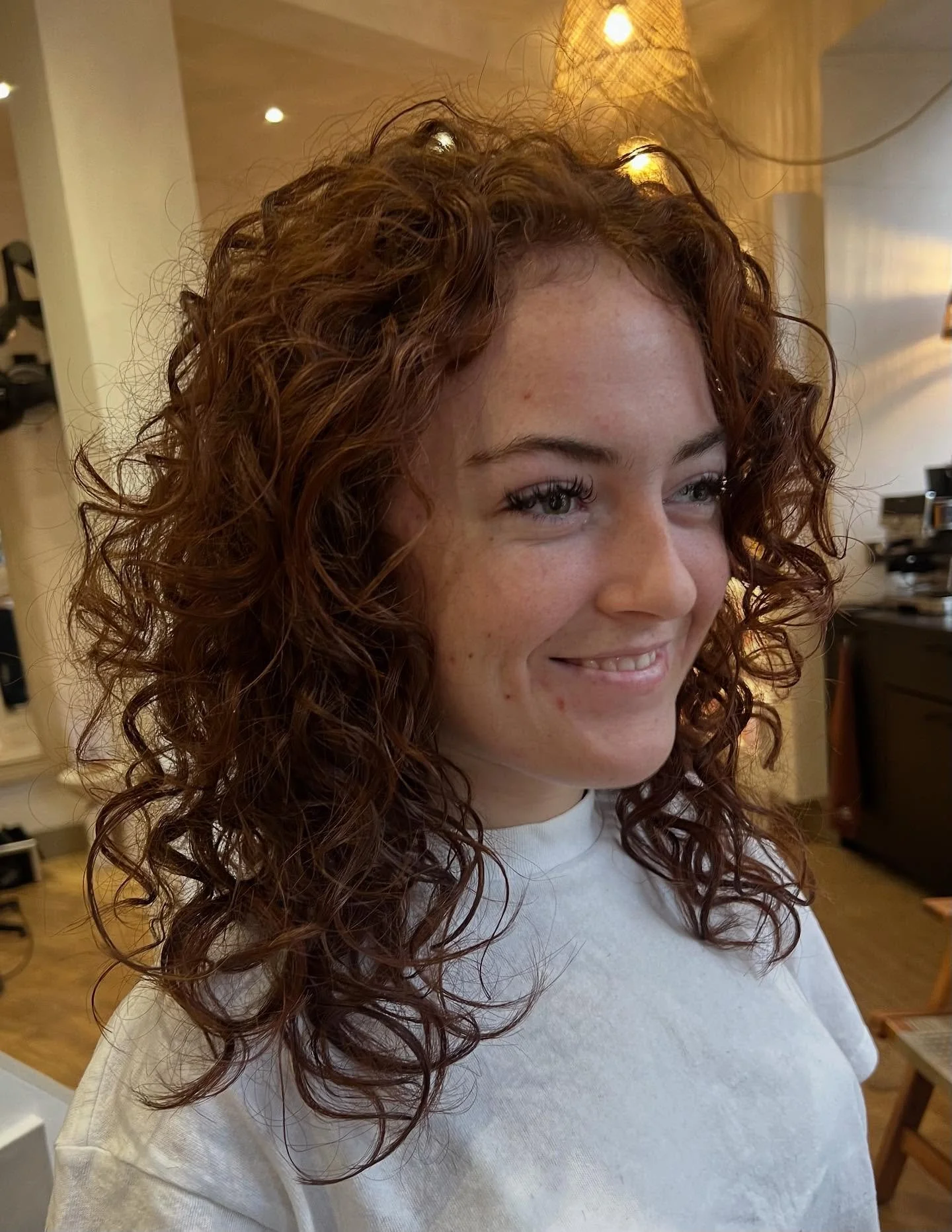 Looking for a true curly-hair specialist? Meet Rhona, she's an expert in precision curl cutting, tailored styling, and educating clients on how to care for every curl pattern.

Book your appointment today through the link in our bio.
Refresh your loo