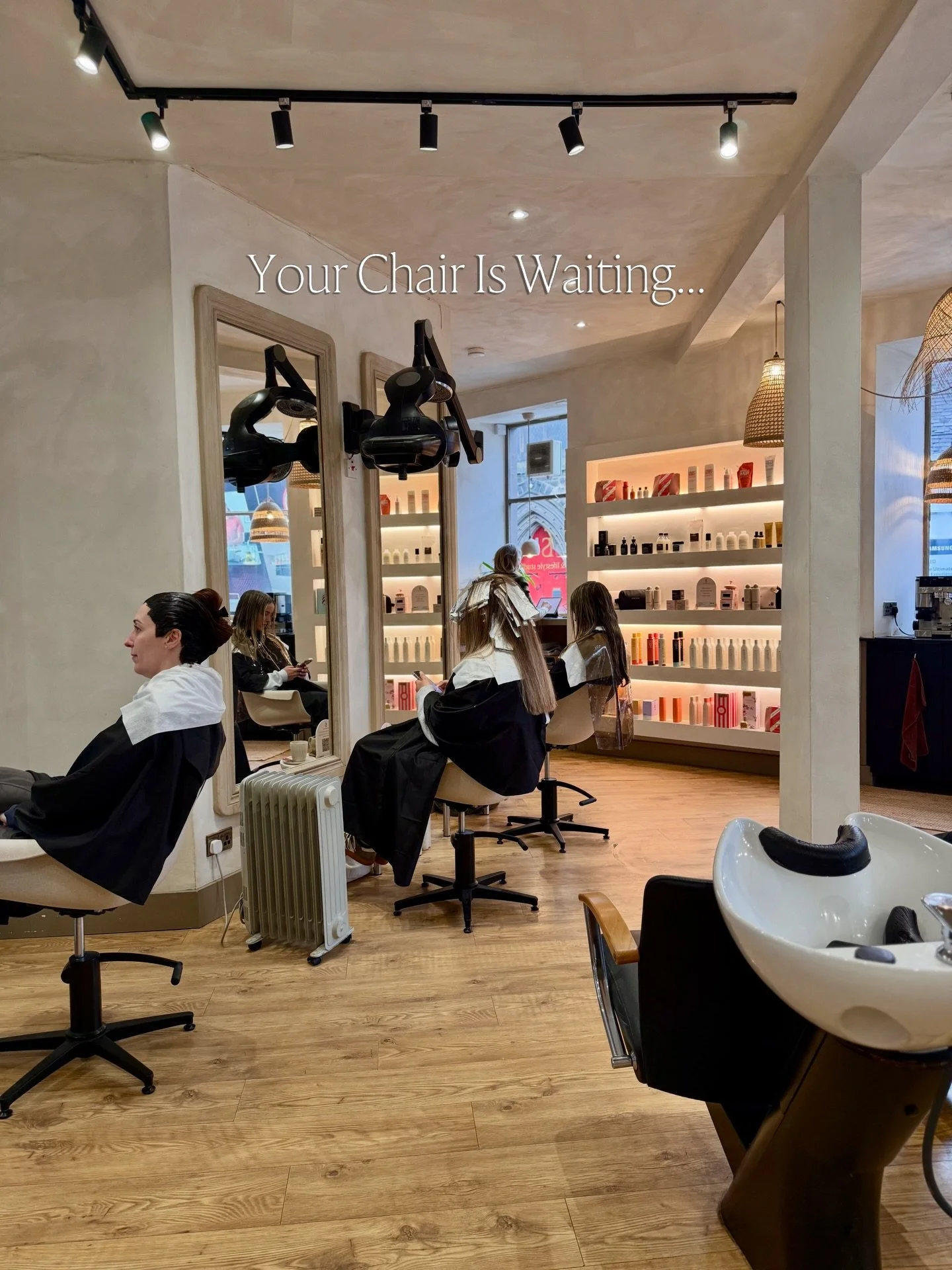 Whether you&rsquo;re on an overdue visit, thinking about going blonde, or just need a couple of hours that are completely yours - we&rsquo;ve got you 🤍

Firenz&eacute; is open Tuesday to Saturday in the heart of Alloa. No pressure. No rush. Just rea