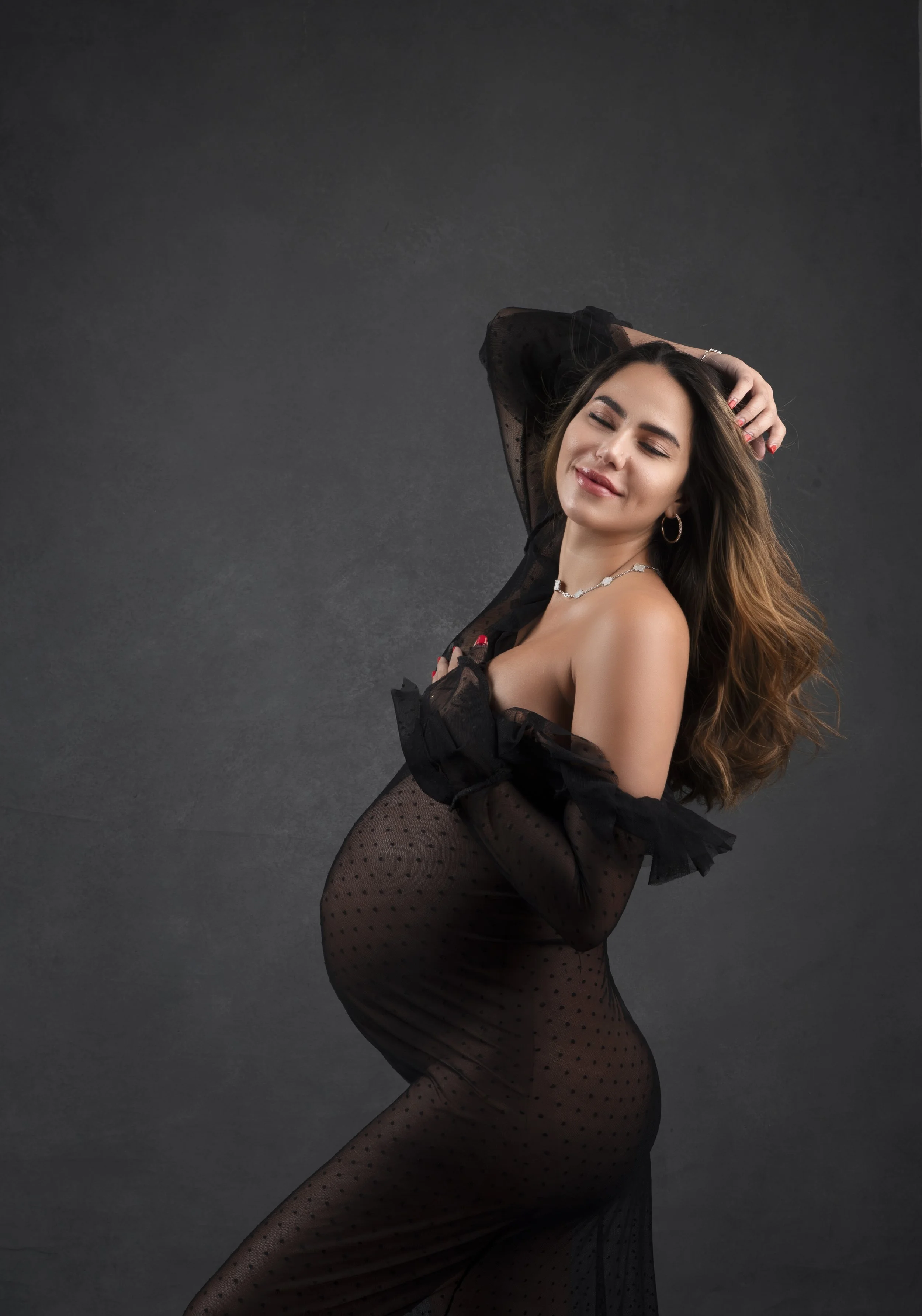 How to DIY your Makeup for your Next Photoshoot? Easy