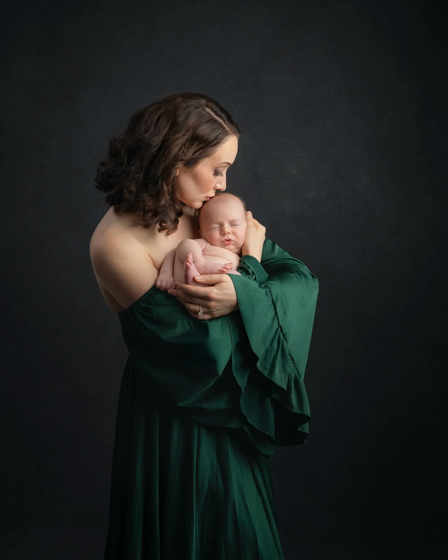 t took her a year to choose the photos, but it&rsquo;s understandable &mdash; a new baby changes everything. I still remember the session like it was yesterday.

It was originally planned as a maternity shoot, but unexpected complications came up. Ka