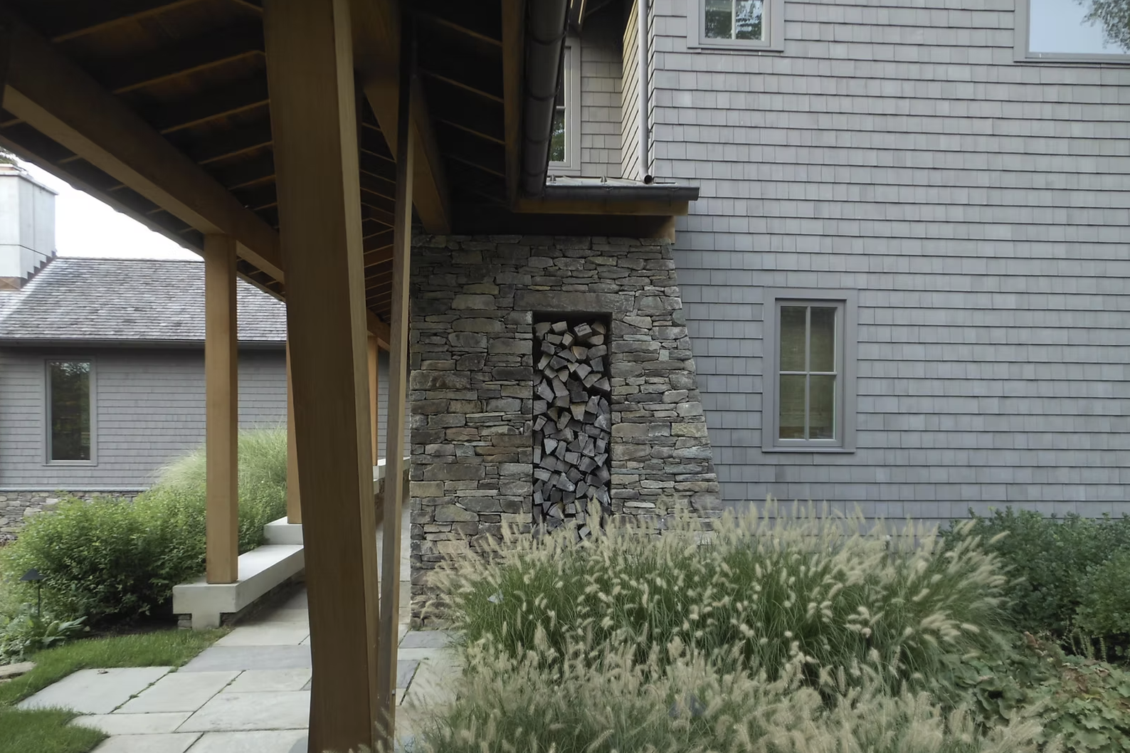 Luppino Landscaping & Masonry  Bedford