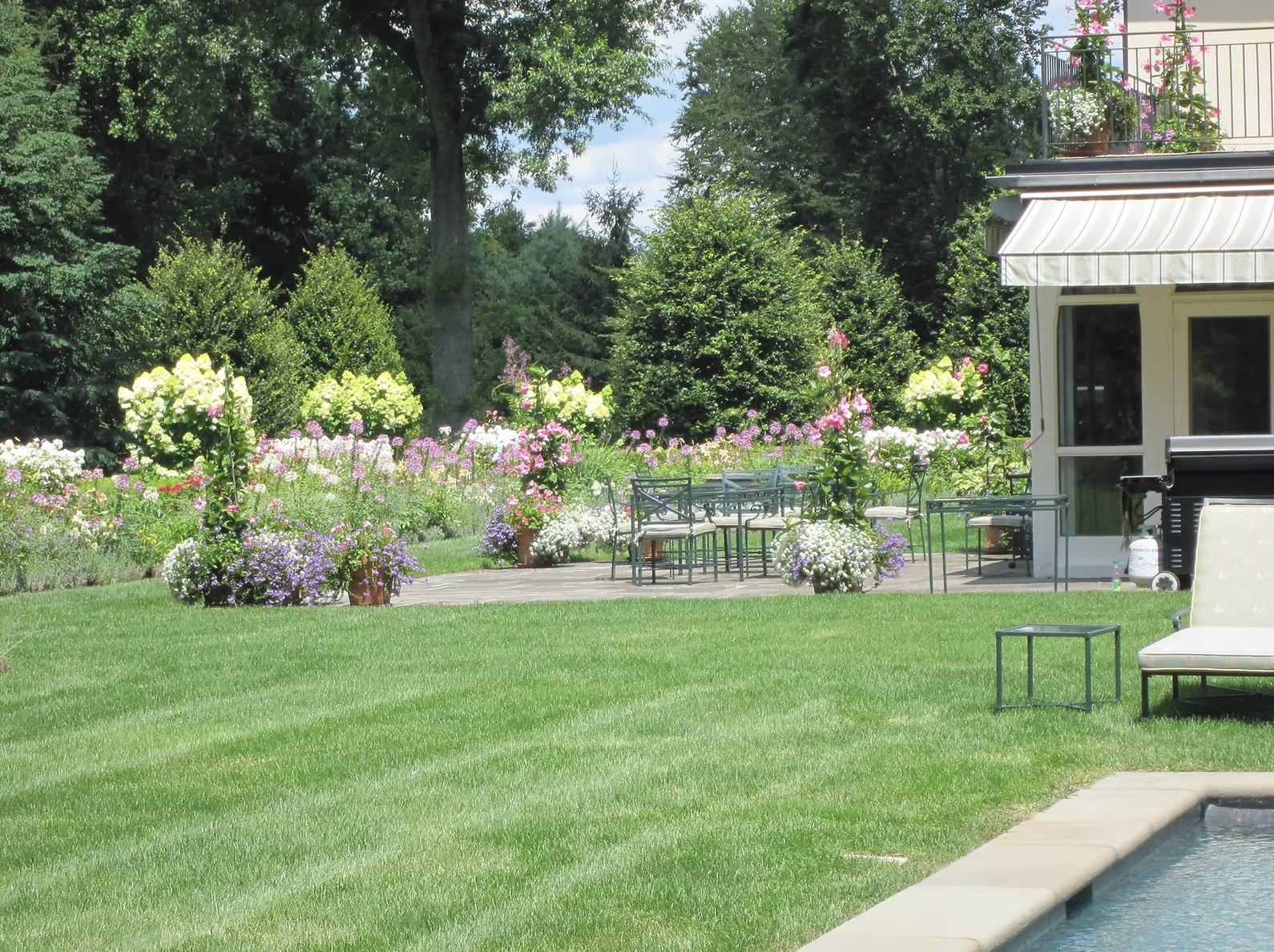 Luppino Landscaping & Masonry 