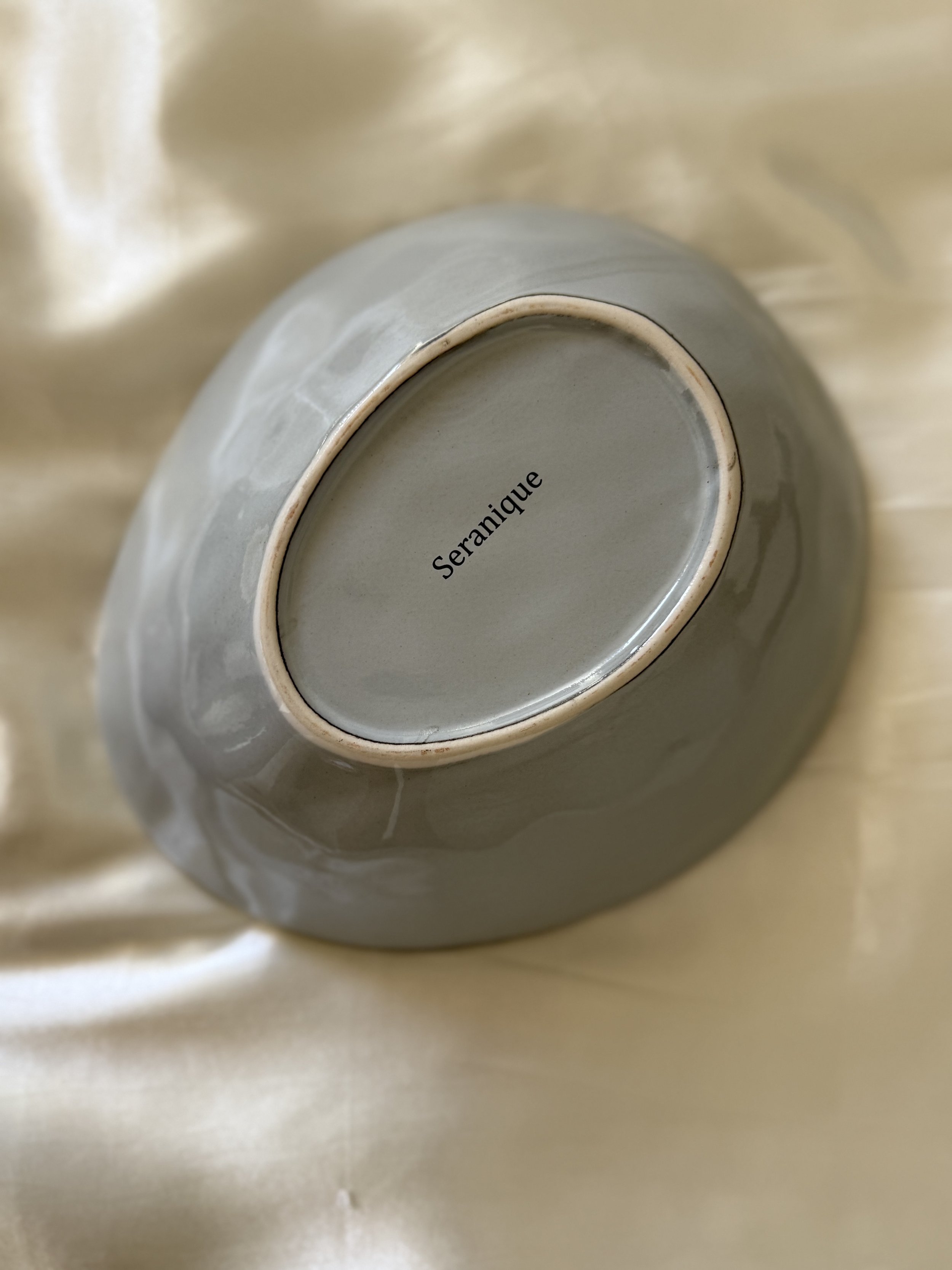 Back of bowl on silk.jpeg