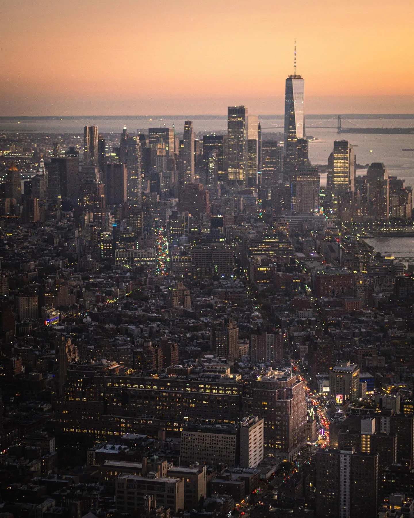 NYC skylines are simply wonderful.

#nyc #newyork #newyorkcity #city #usa #travel #shotoncanon