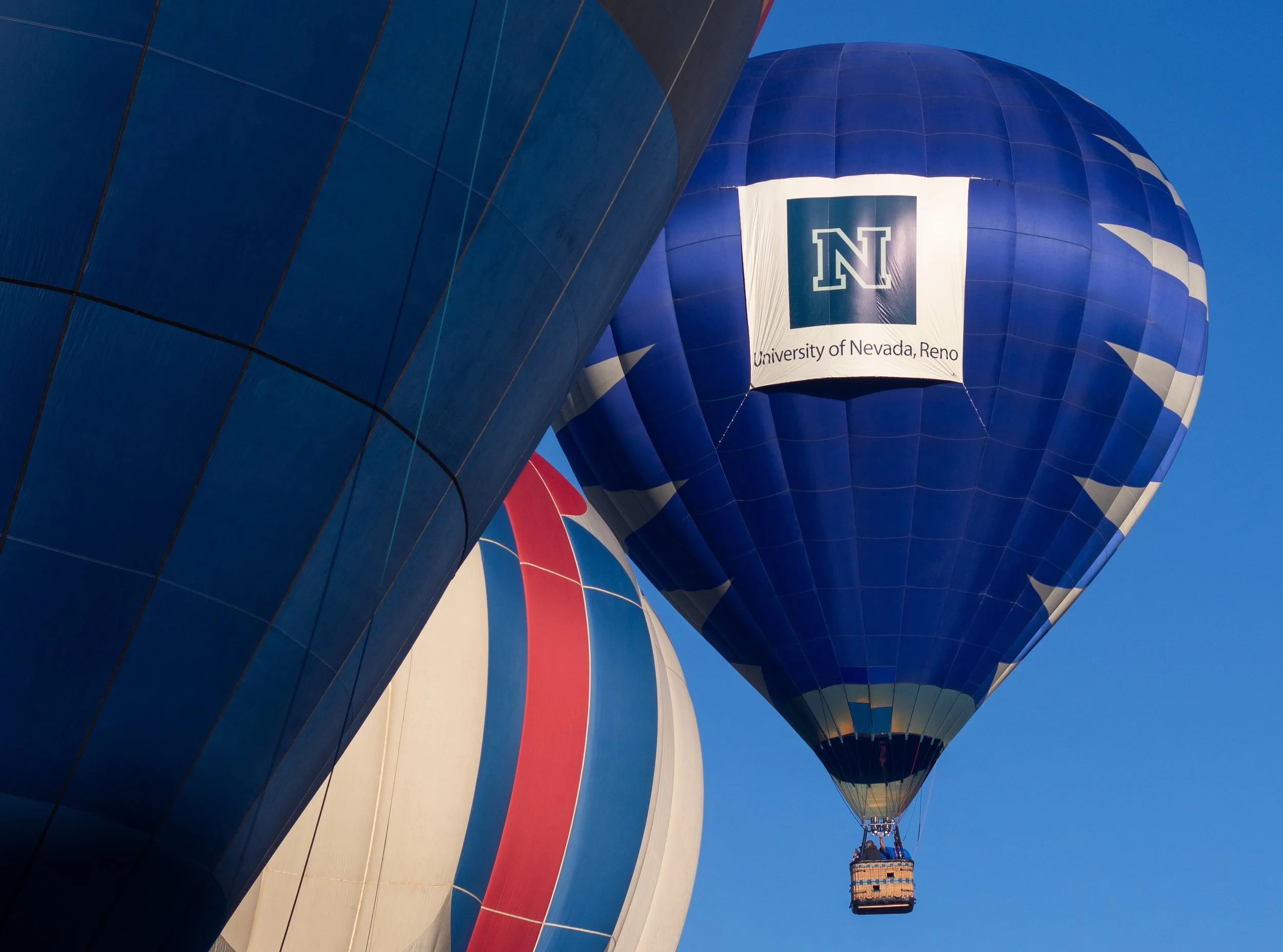 Kuhl_Airballoon_03.jpg