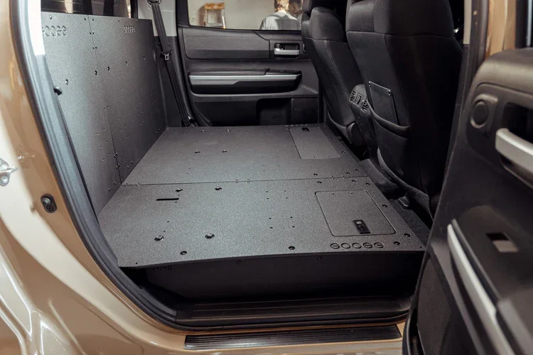 toyota-tundra-2014-2021-25-gen-crewmax-second-row-seat-delete-plate-system-220372.webp