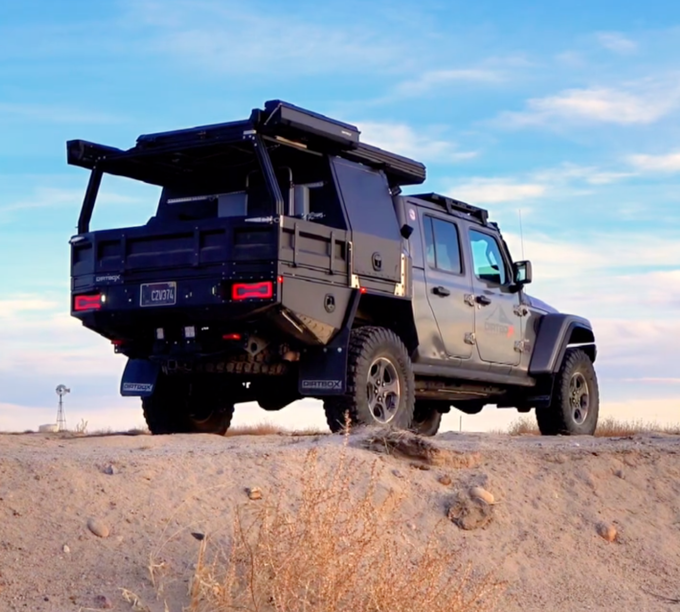Flatbed System Half Box - Dirtbox Overland — TACTICAL APPLICATION