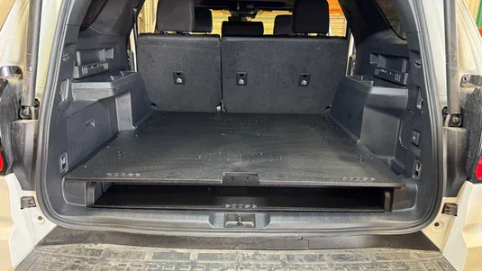 toyota-4runner-2025-present-6th-gen-hybrid-explore-series-rear-plate-system-5835300.webp