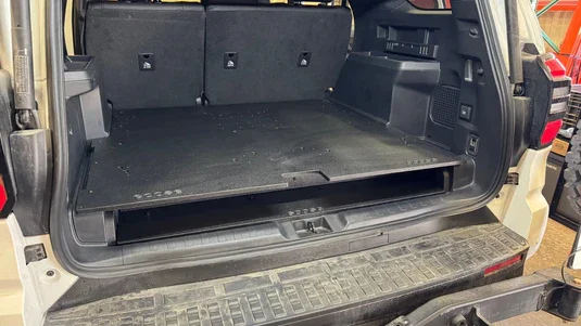 toyota-4runner-2025-present-6th-gen-hybrid-explore-series-rear-plate-system-1675048.webp