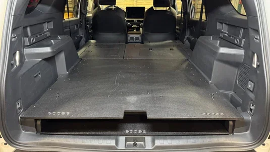 toyota-4runner-2025-present-6th-gen-hybrid-stealth-sleep-package-5864096.webp