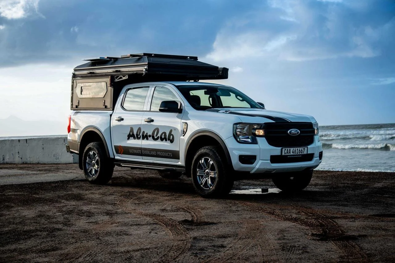 alu-cab-modcap-dc-camper-for-mid-size-5-beds__86704.jpg