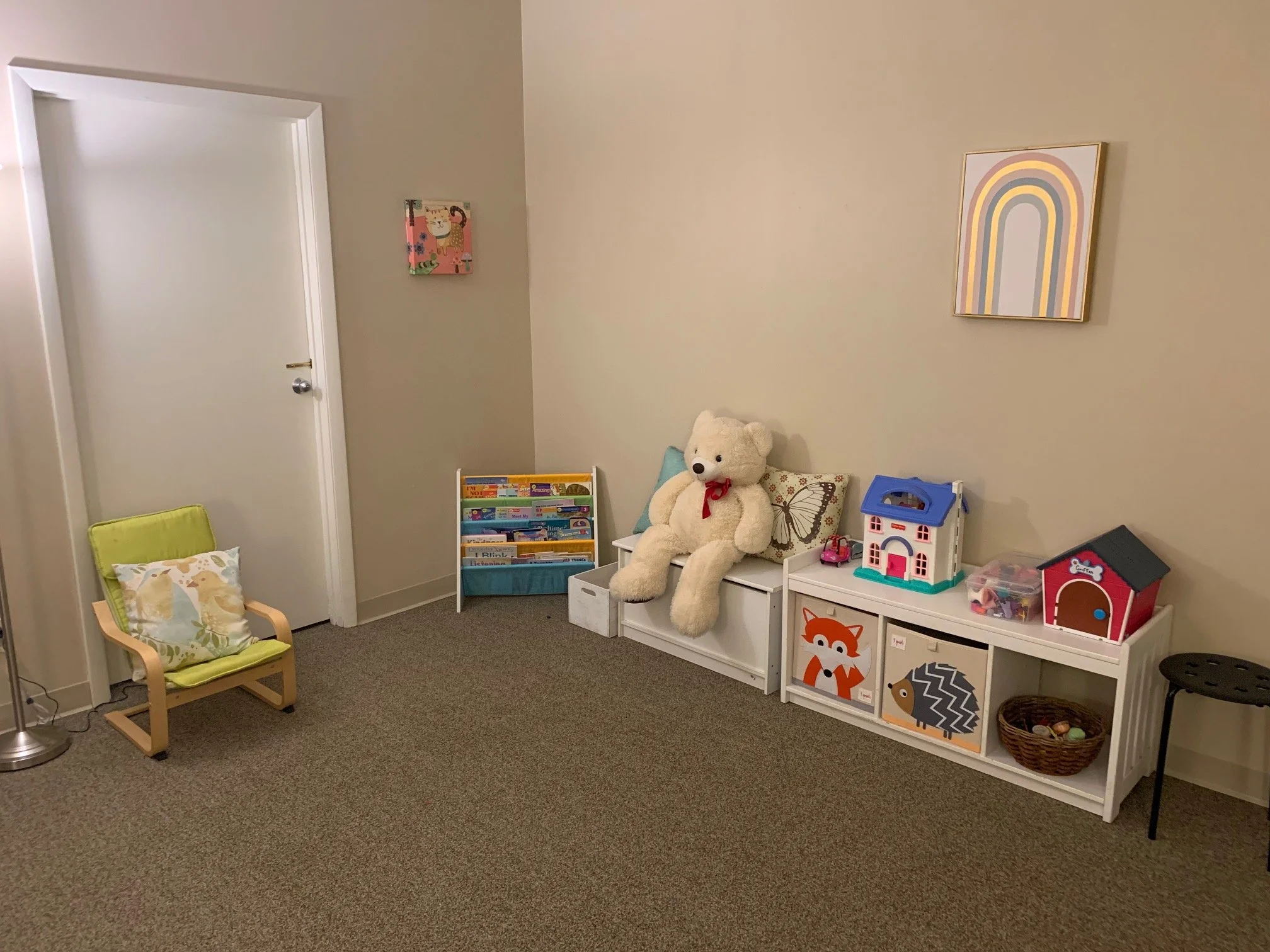 The kids' room - my daughters love it here!