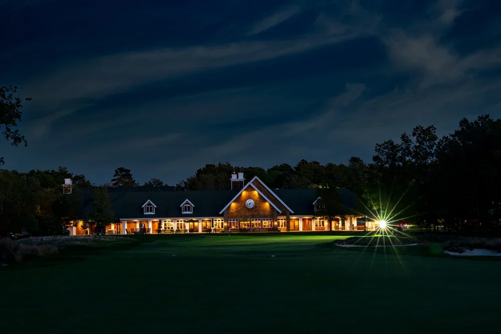 HC-Clubhouse_At_Night-SM-DSC3974.webp