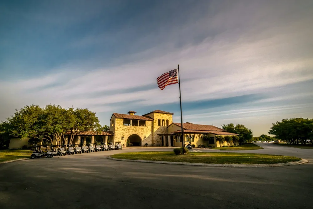 BR-Clubhouse-RL.webp