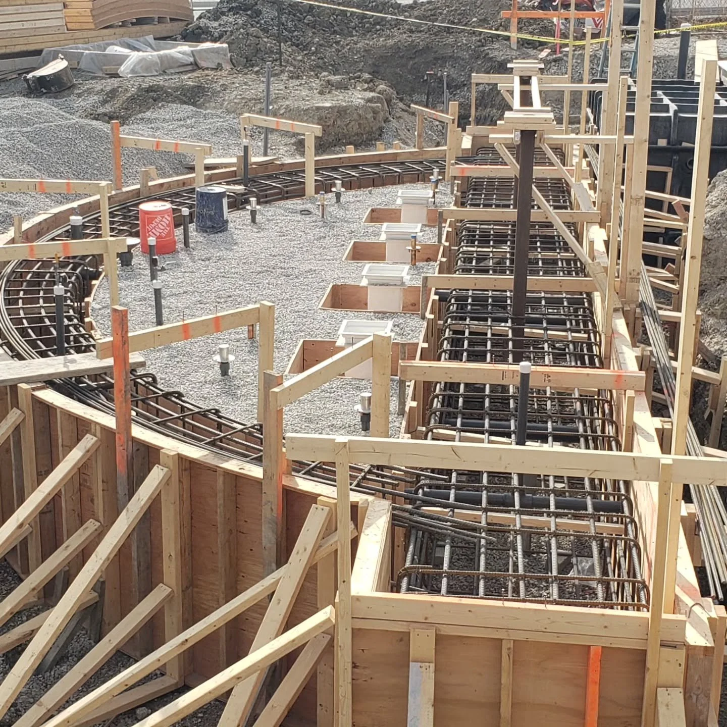 It's always satisfying to see the progress and transformation as one of our projects moves along. Almost completed! #fountain #splash #pools #splashpad #swimmingpool