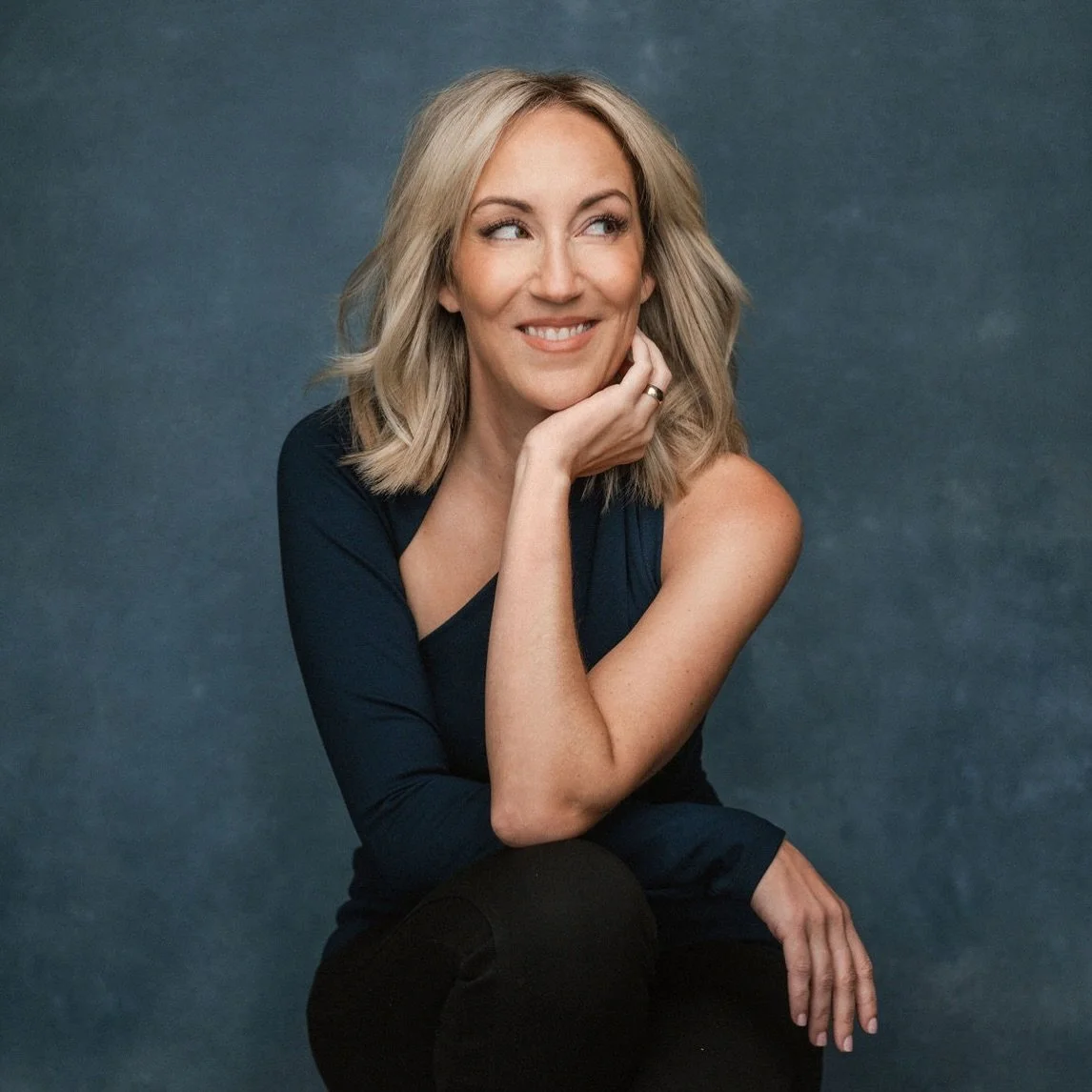 Tomorrow is the last day to book a Photo Read for the rest of the year at $225.

Here&rsquo;s what actually happens:

You send me a few recent photos.

I read what your body, energy and field is saying about money, work, love, and power that your min