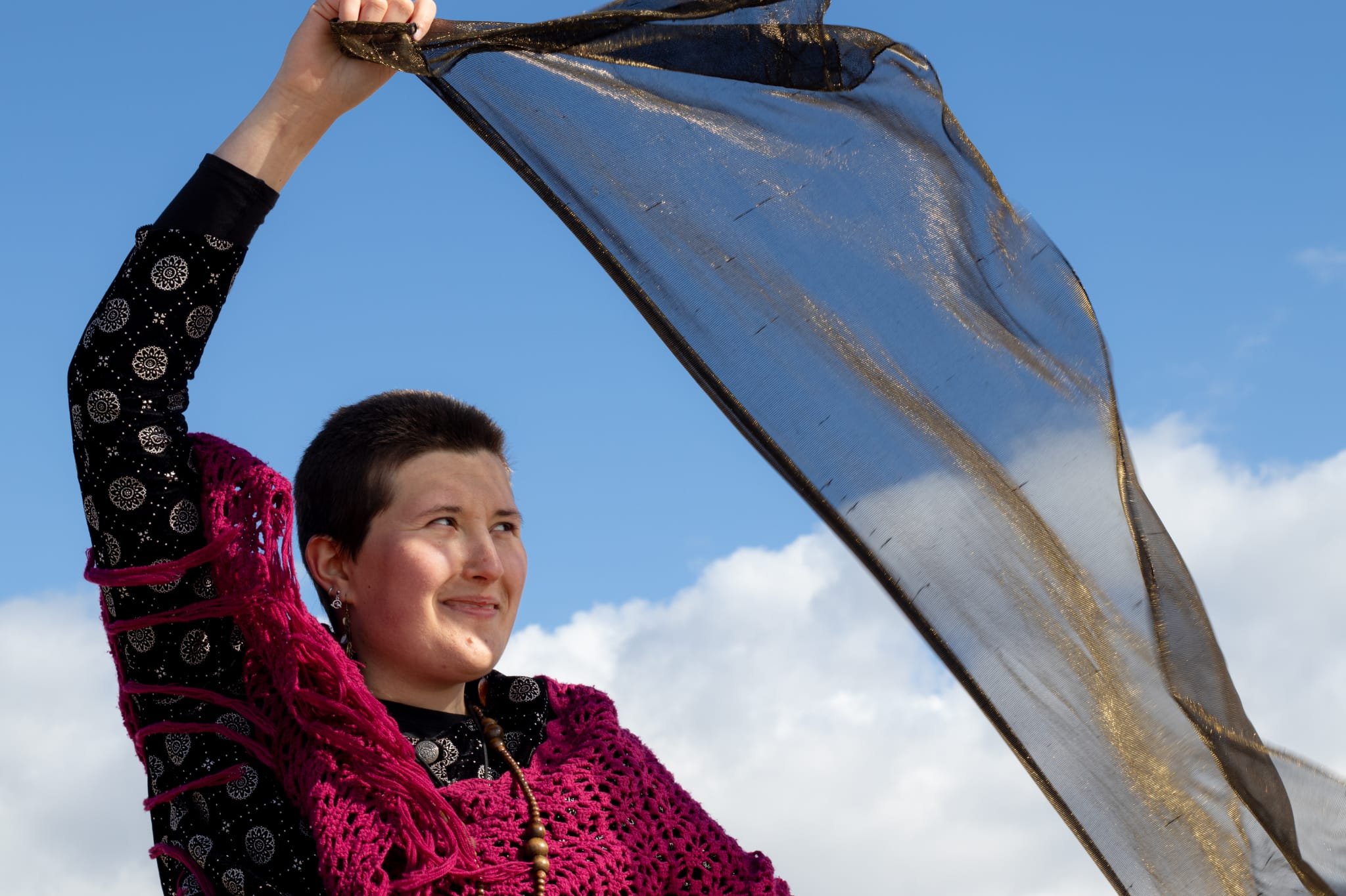 Eva Luna Kordas in de buitenlucht