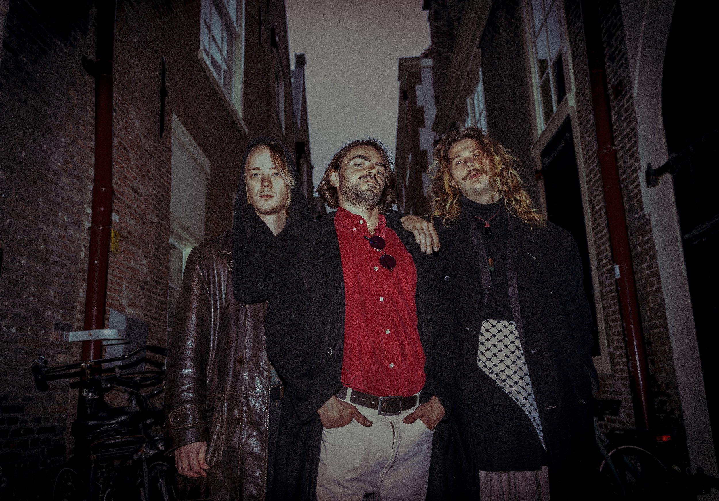 Foto van de bandleden van STIP.