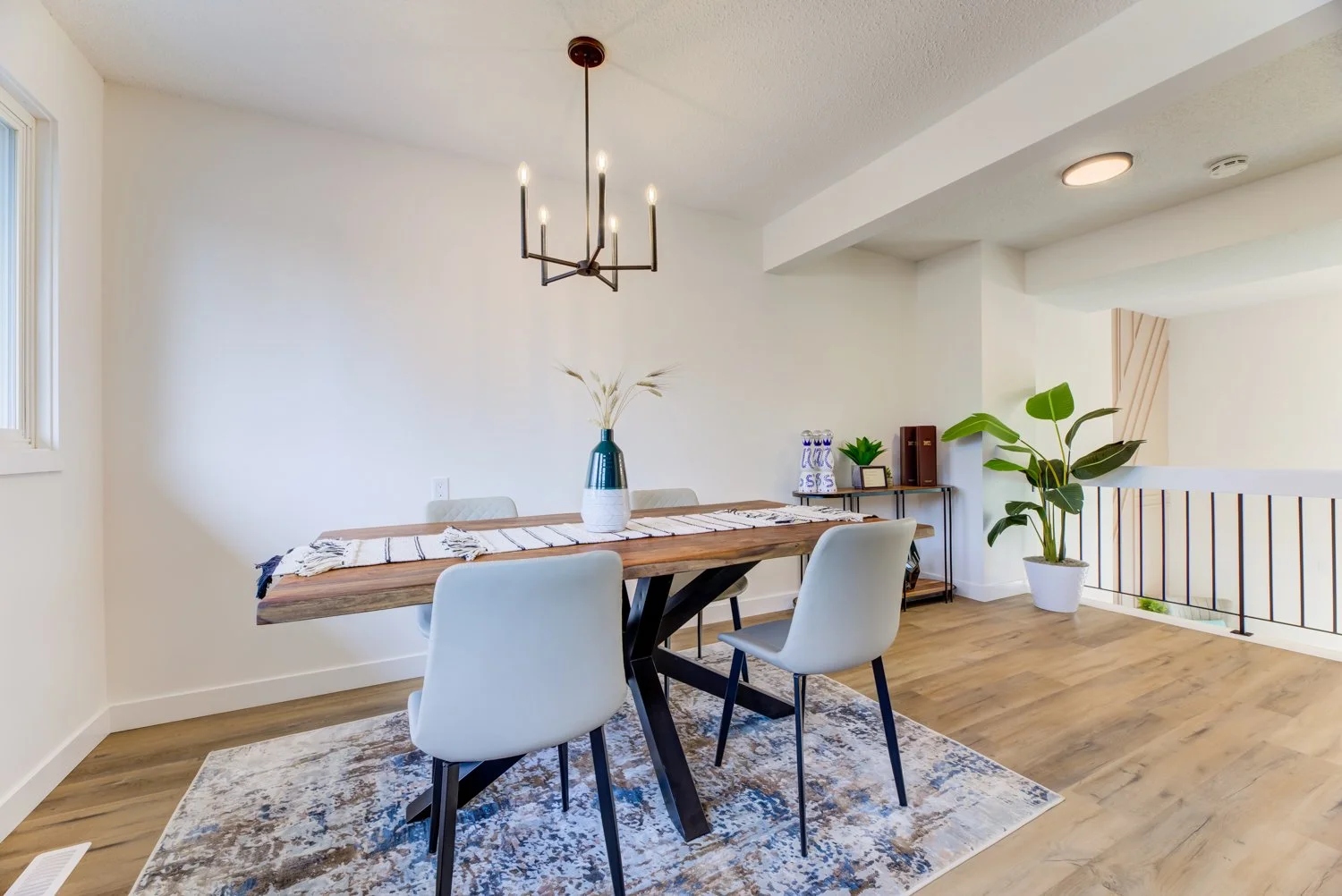 11936 145 Ave-18.jpg