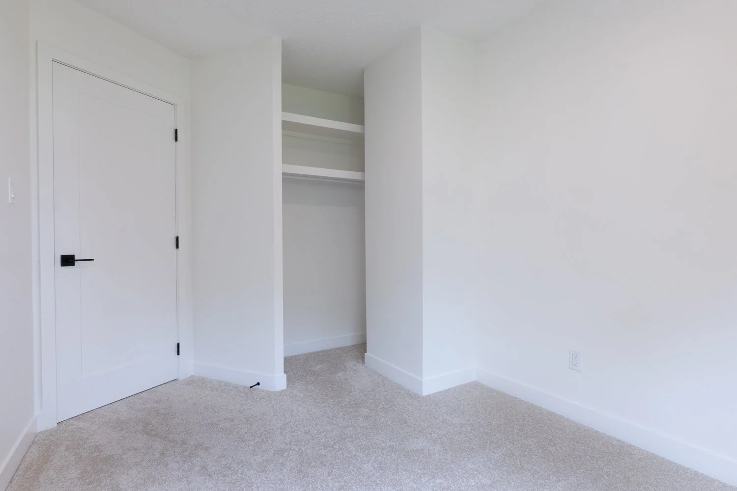 11936 145 Ave-33.jpg