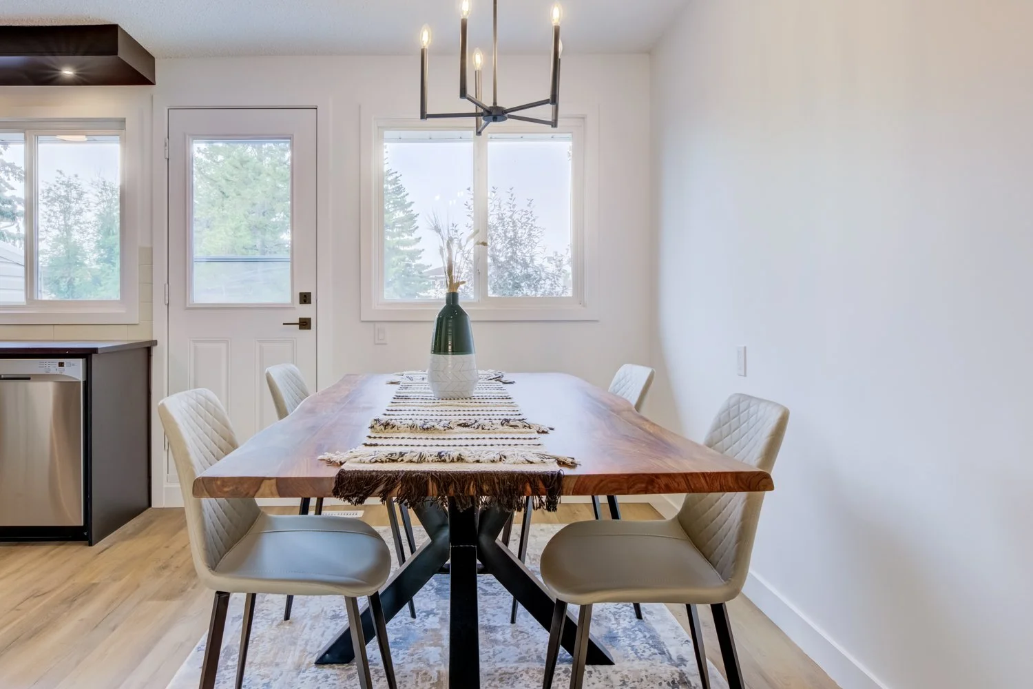 11936 145 Ave-22.jpg