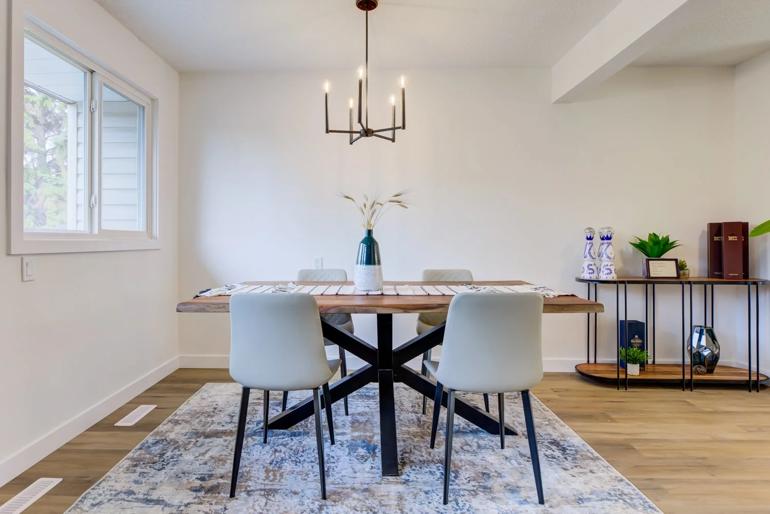 11936 145 Ave-20.jpg