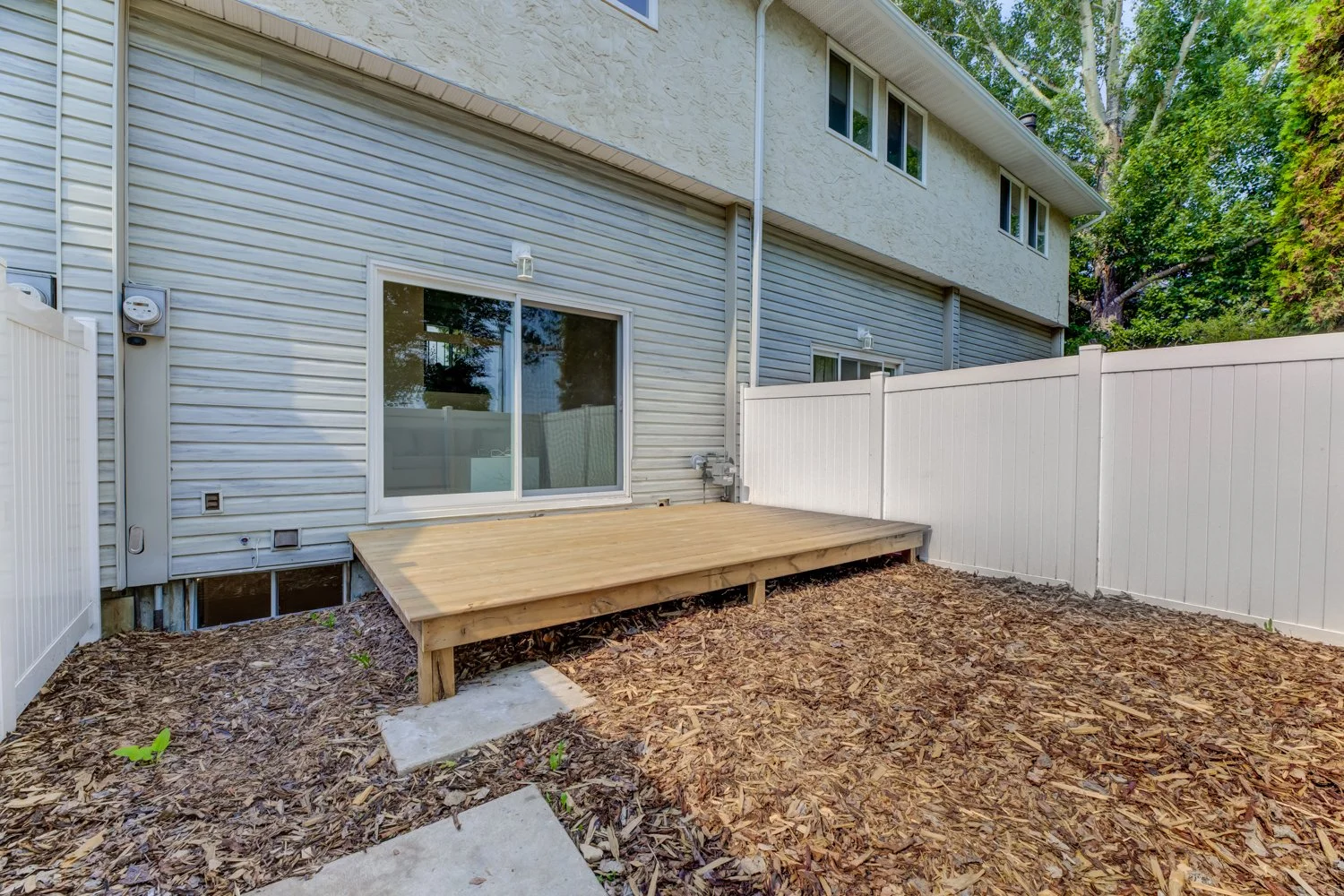 11936 145 Ave-40.jpg