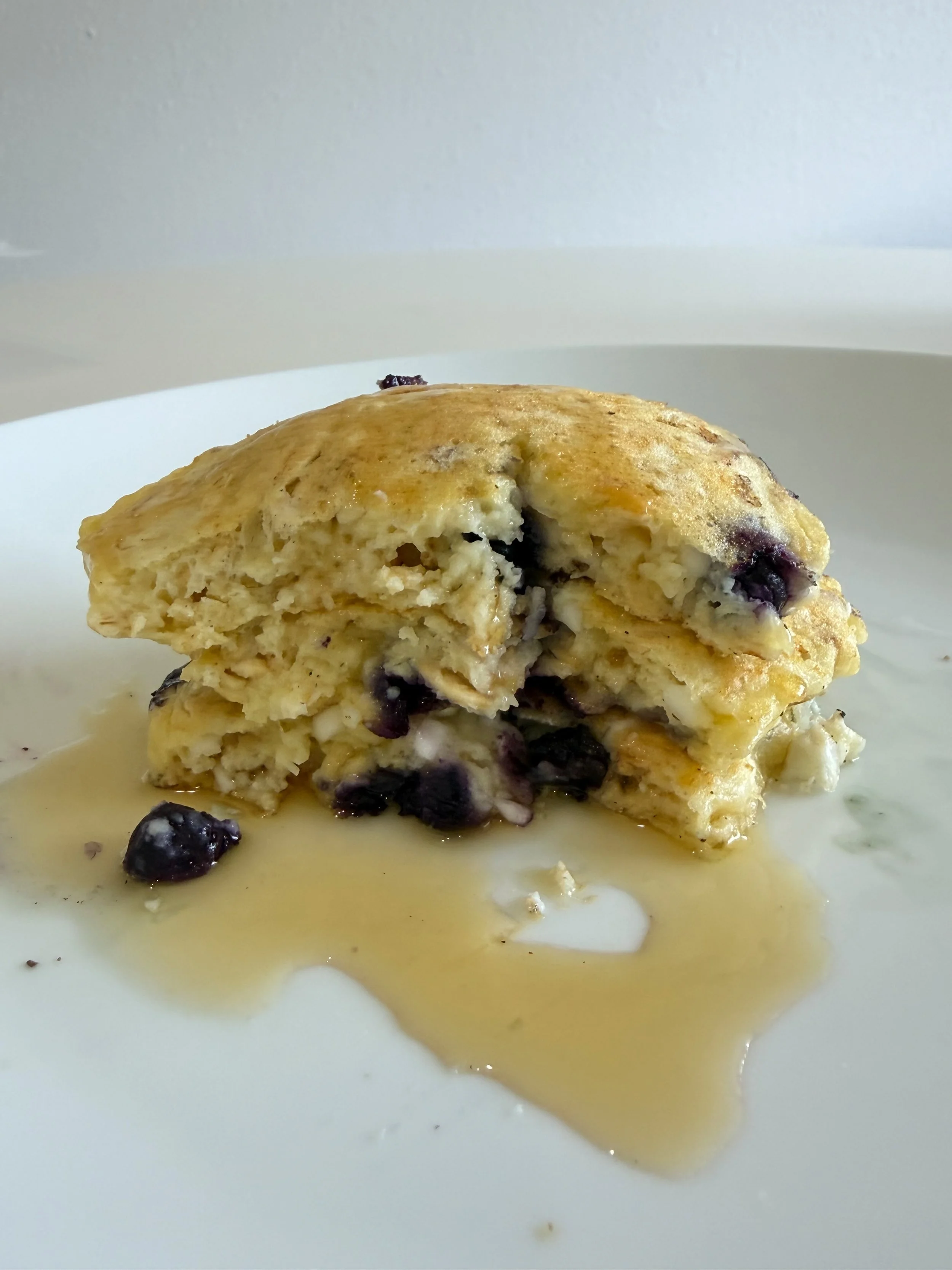 Fluffy Blueberry Cottage Cheese Pancakes for 1