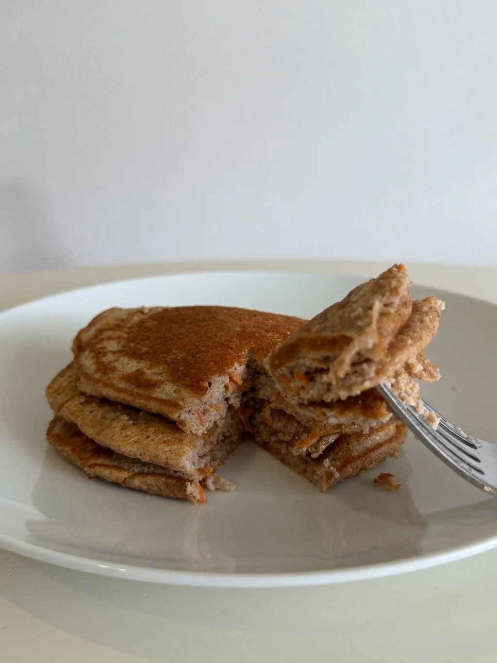 Carrot Cake Protein Pancakes for 1