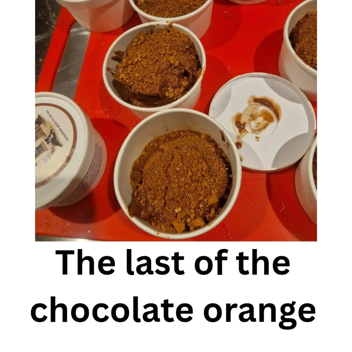 2 pots of #chocolateorange left in the shack this weekend - preorders safely tucked away for collection.

I've started experimenting with Easter flavours but will be back to the #nutfree classics next week.

#kingstonmoray #kingstongelato #shoplocal