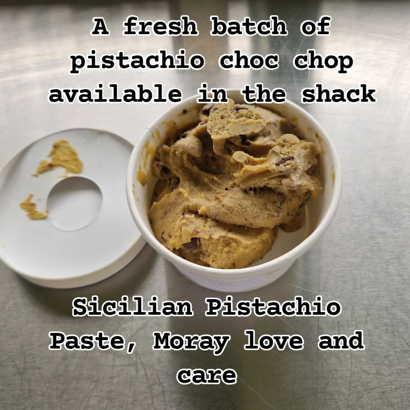 Yum, yum. Yum. Pistachio Choc Chip.

Made with #pariani pistachio paste and 81% chocolate.

Naturally tasty because of the high quality ingredients. Definitely no need to add extra fat here. Even if the range wasnt dairy-free I cant see how milk or c