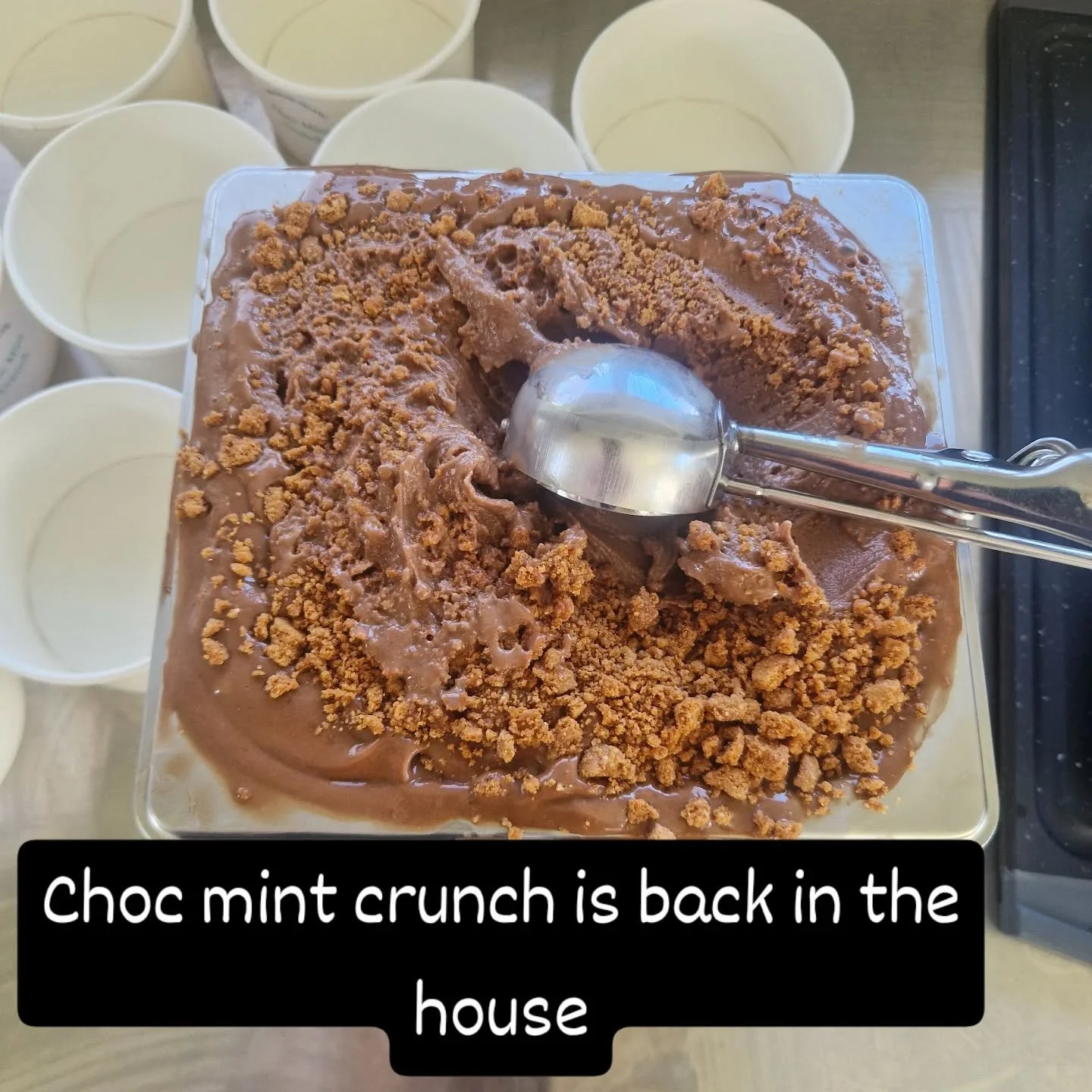 Getting there with the restock. That is choc milk crunch back in the shack.

#chocolste #chocmint #kingstongelato #shoplocal #madeinSpey