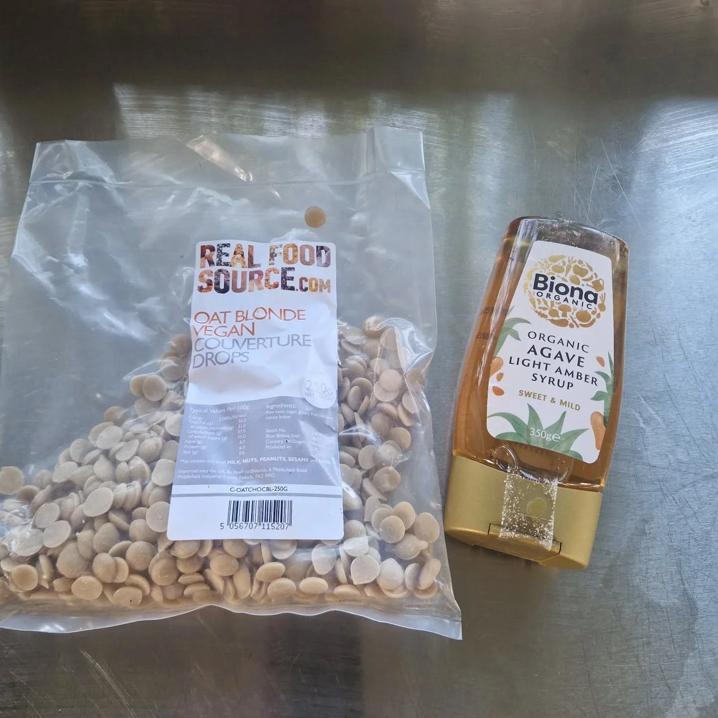 Light on customers tonight. Heavy on hidden stock treasures.

#balance #treasures #whitechocolate #agave #goodness