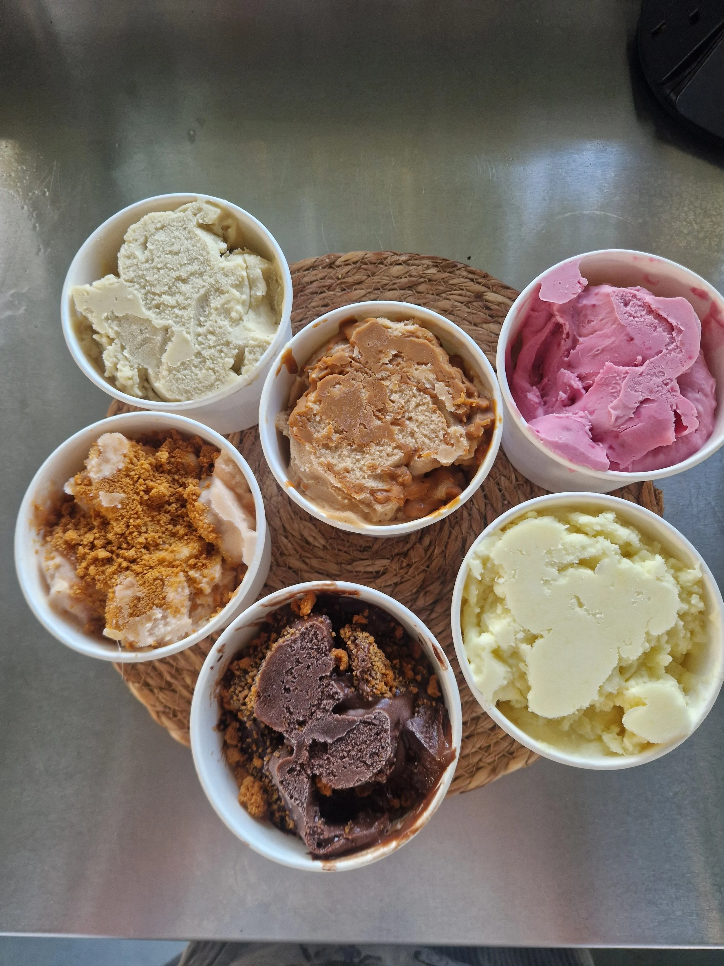 400G tubs of weekend gelato available for collection in Aberdeen.