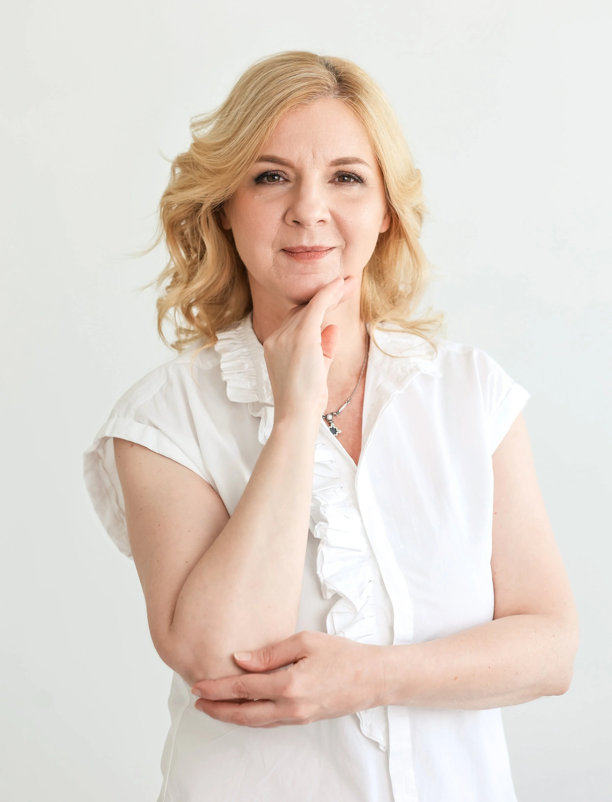 Buza Andi önismereti mentor, családállító , SVT és Lélekhang alkalmlazó - Szentendre