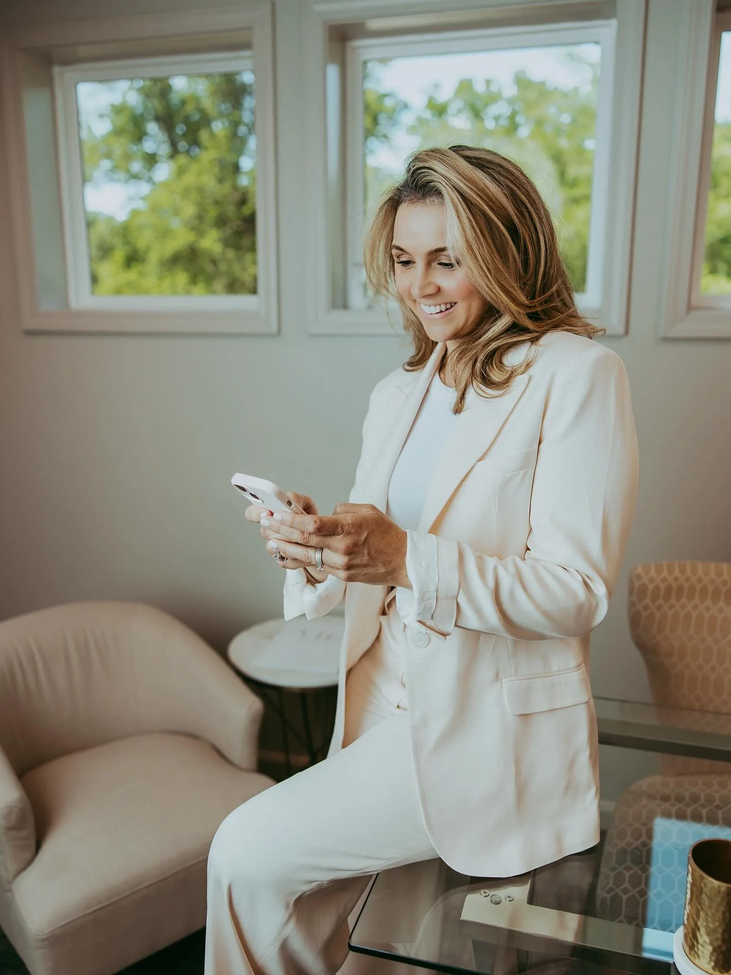 Heading into the Holiday Season 🎃🦃🎁 with confidence &mdash; one smile at a time. 

Now is the perfect moment to refresh, renew, and step into the cozy season feeling your best.

Schedule your end-of-year appointment at https://vielavellesmiledesig