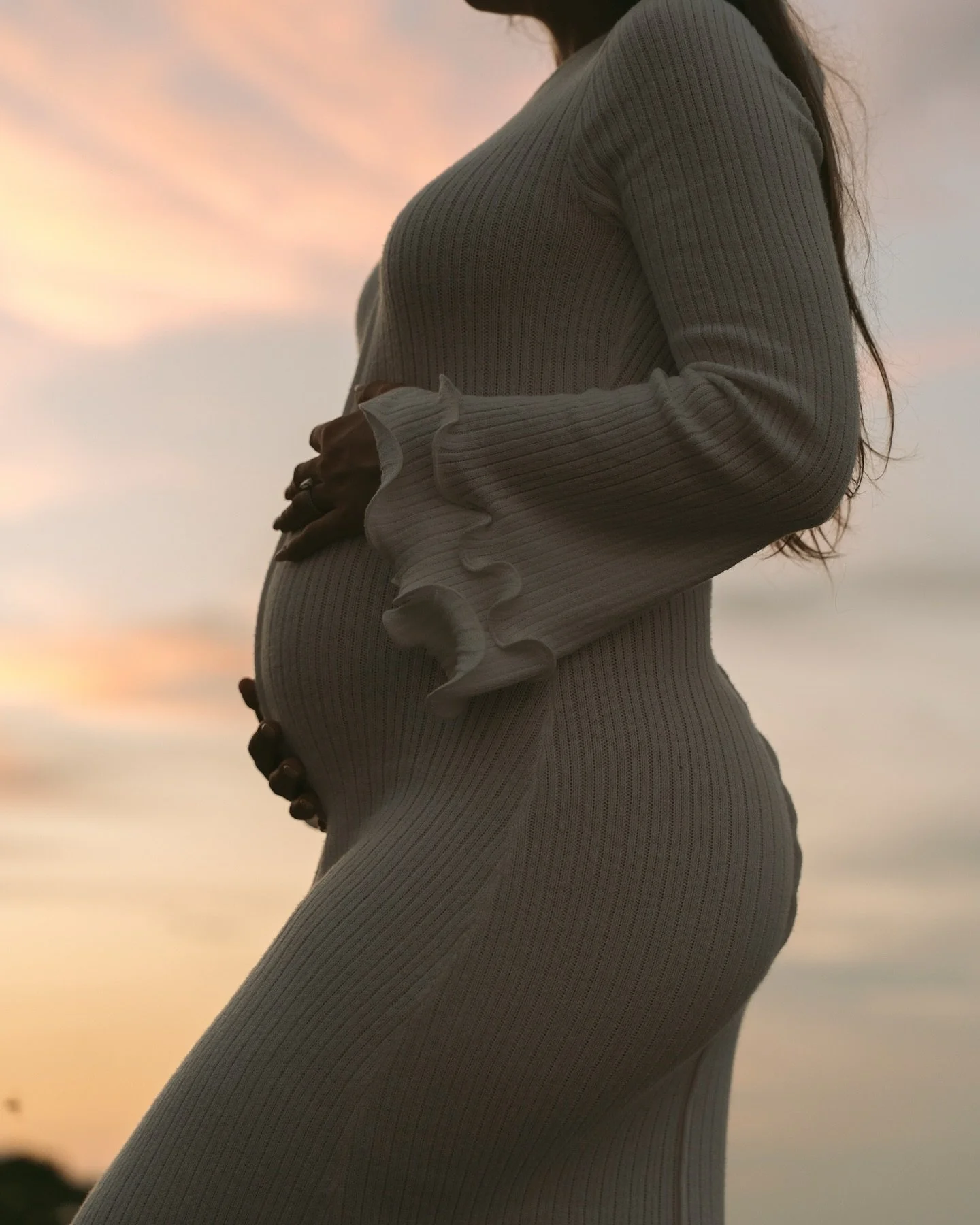 POV: you want your maternity photos to feel like a movie in the mountains 😌🌅🌄