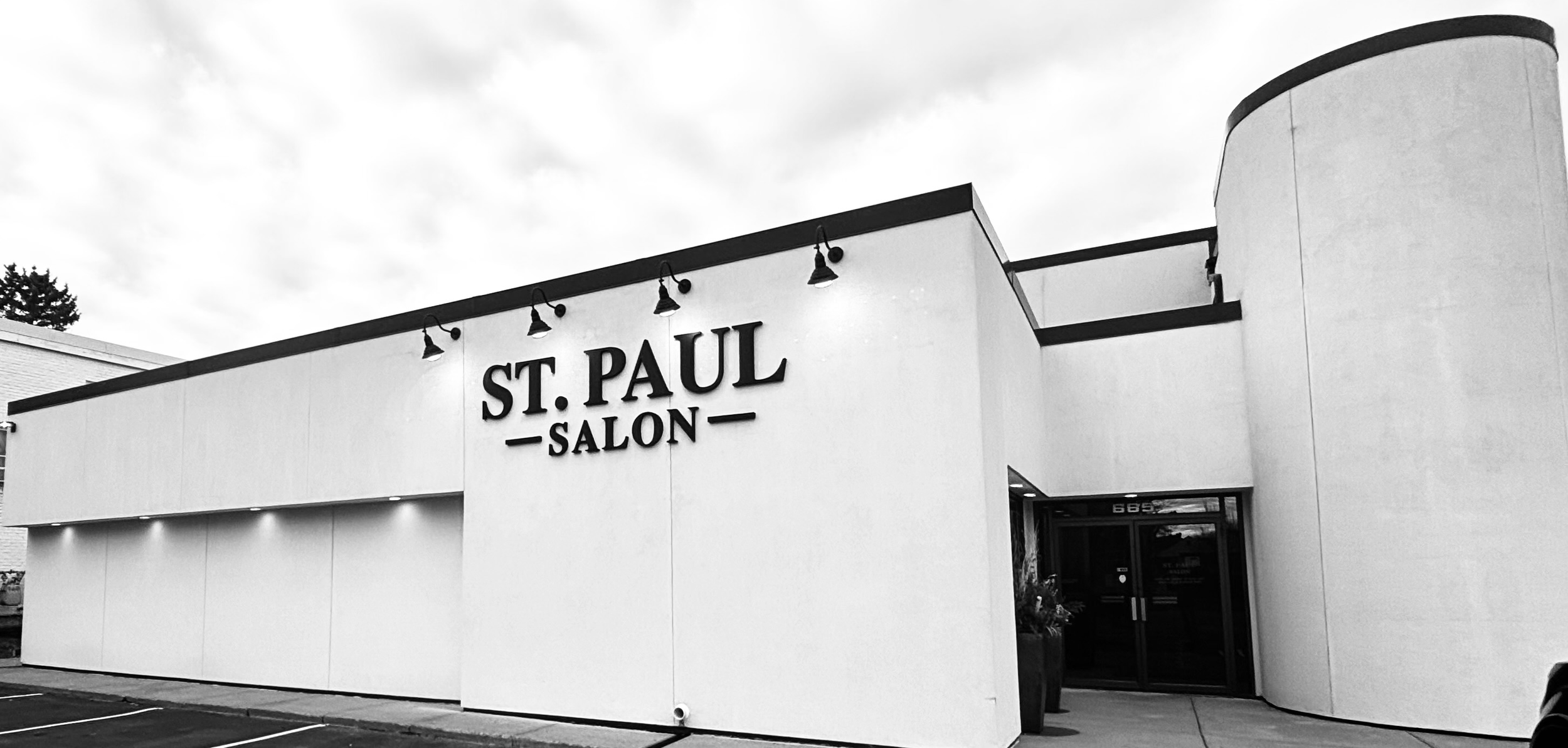 Heidi Wetzel Haircolorist