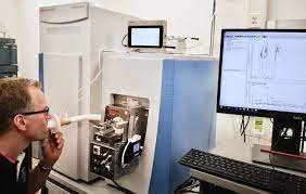 Monitoring Drug Pharmacokinetics