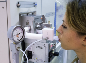 Translating secondary electrospray ionization–high-resolution mass spectrometry to the clinical environment