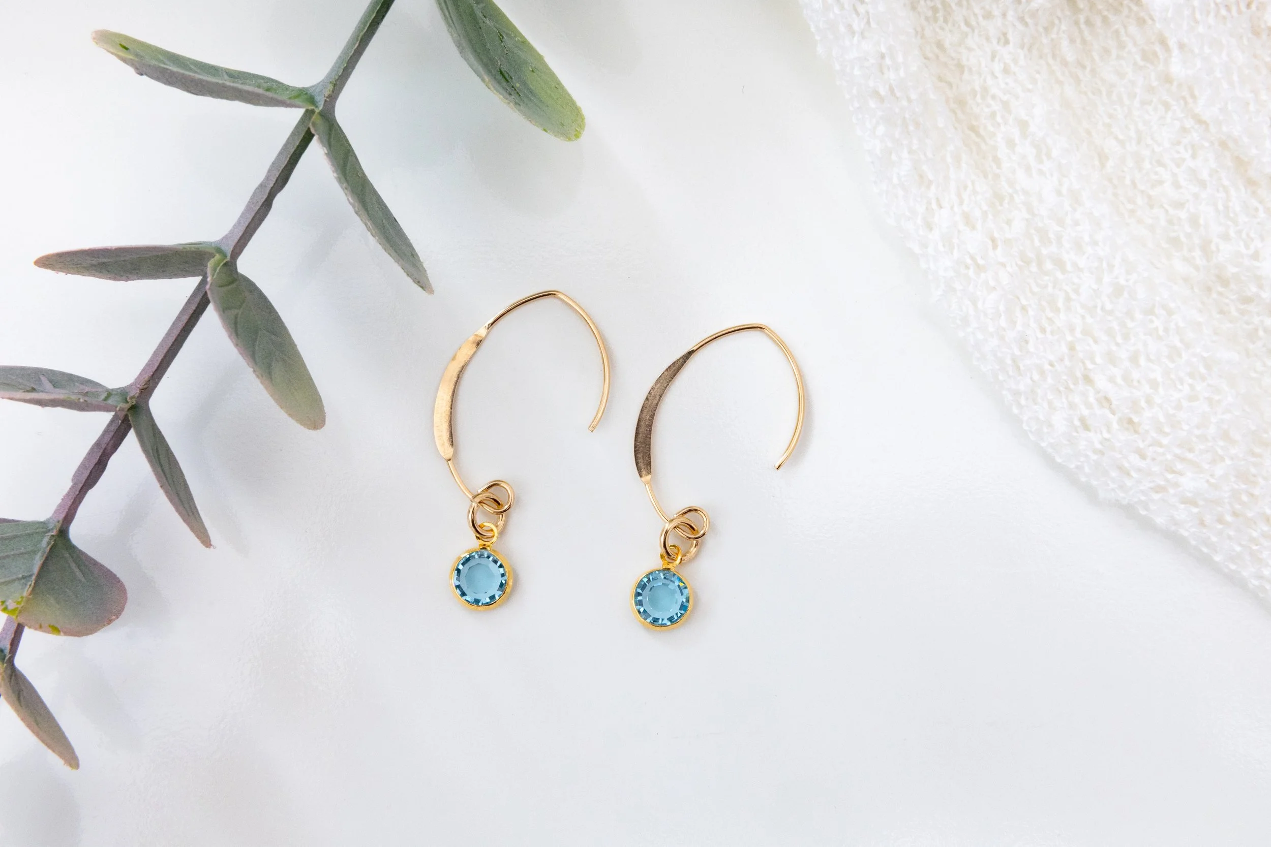 Boucles d’oreilles en or 14K avec aigue-marine
