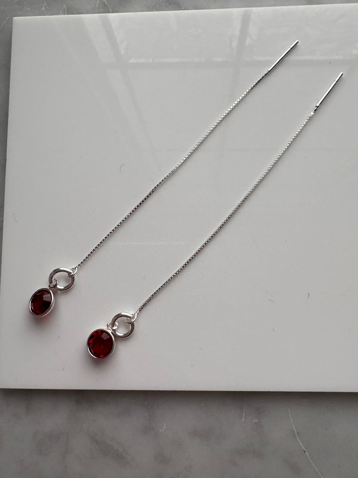 Boucles d’oreilles threaders en argent sterling 925 & grenat