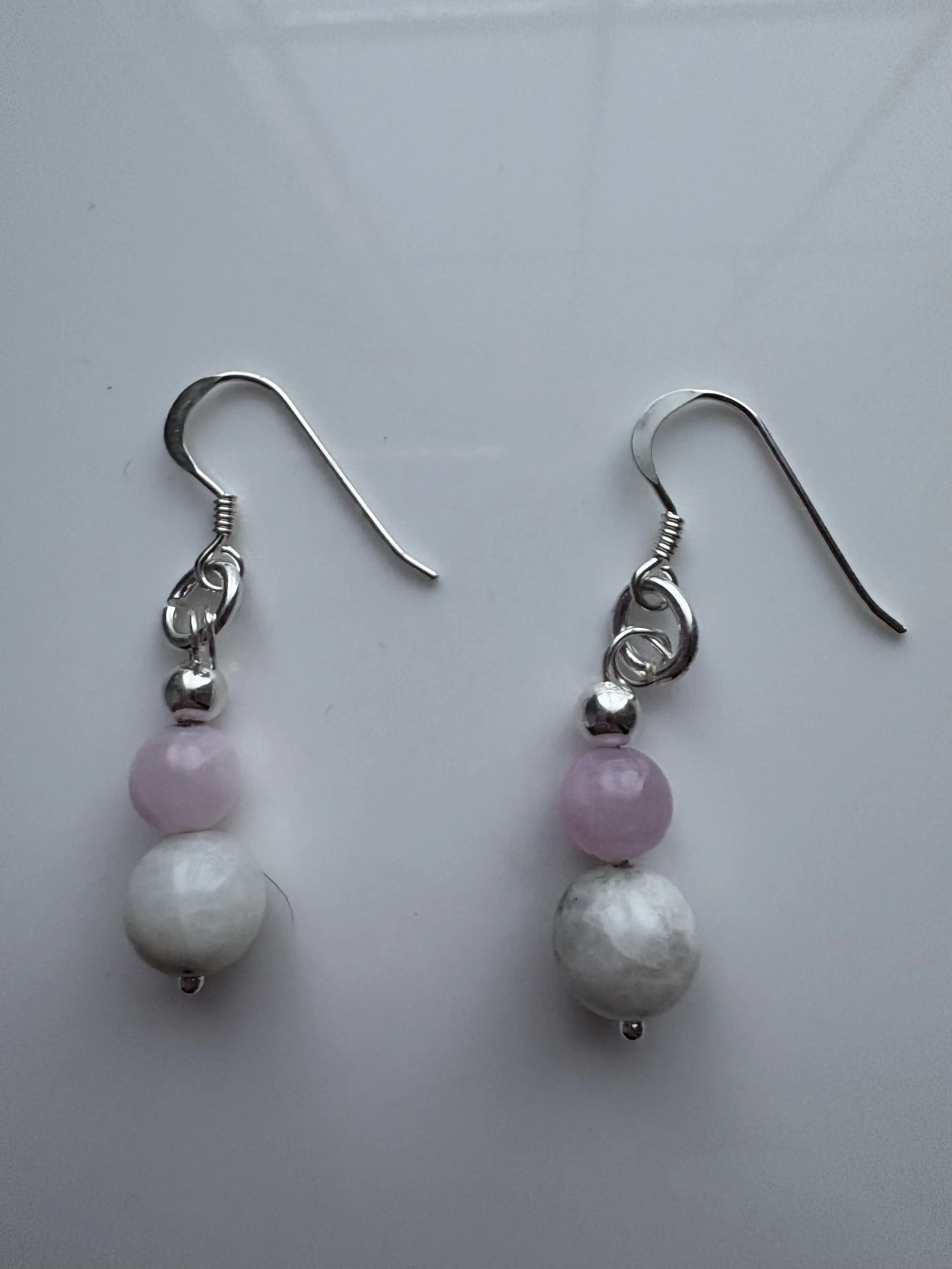 Boucles d’oreilles en kunzite lilas & pierre de lune blanche – Argent sterling 925