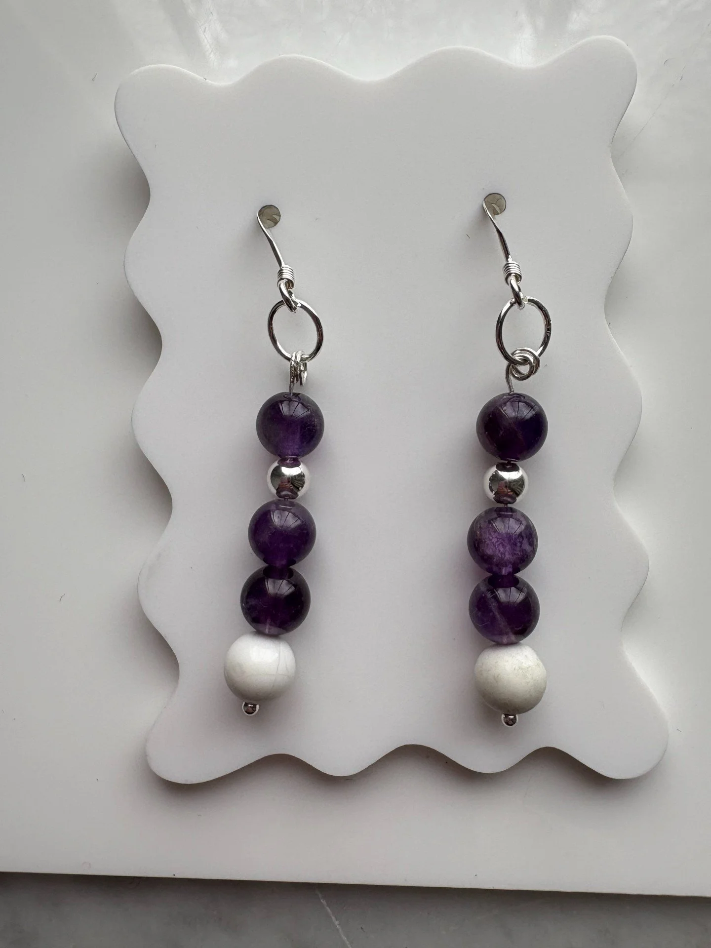 Boucles d’oreilles en améthyste & howlite blanche – Argent sterling 925